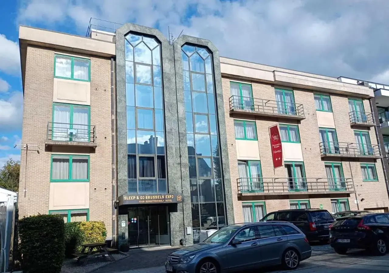 Property building in Sleep & Go Brussels Expo Hotel Property building in Sleep & Go Brussels Expo Hotel