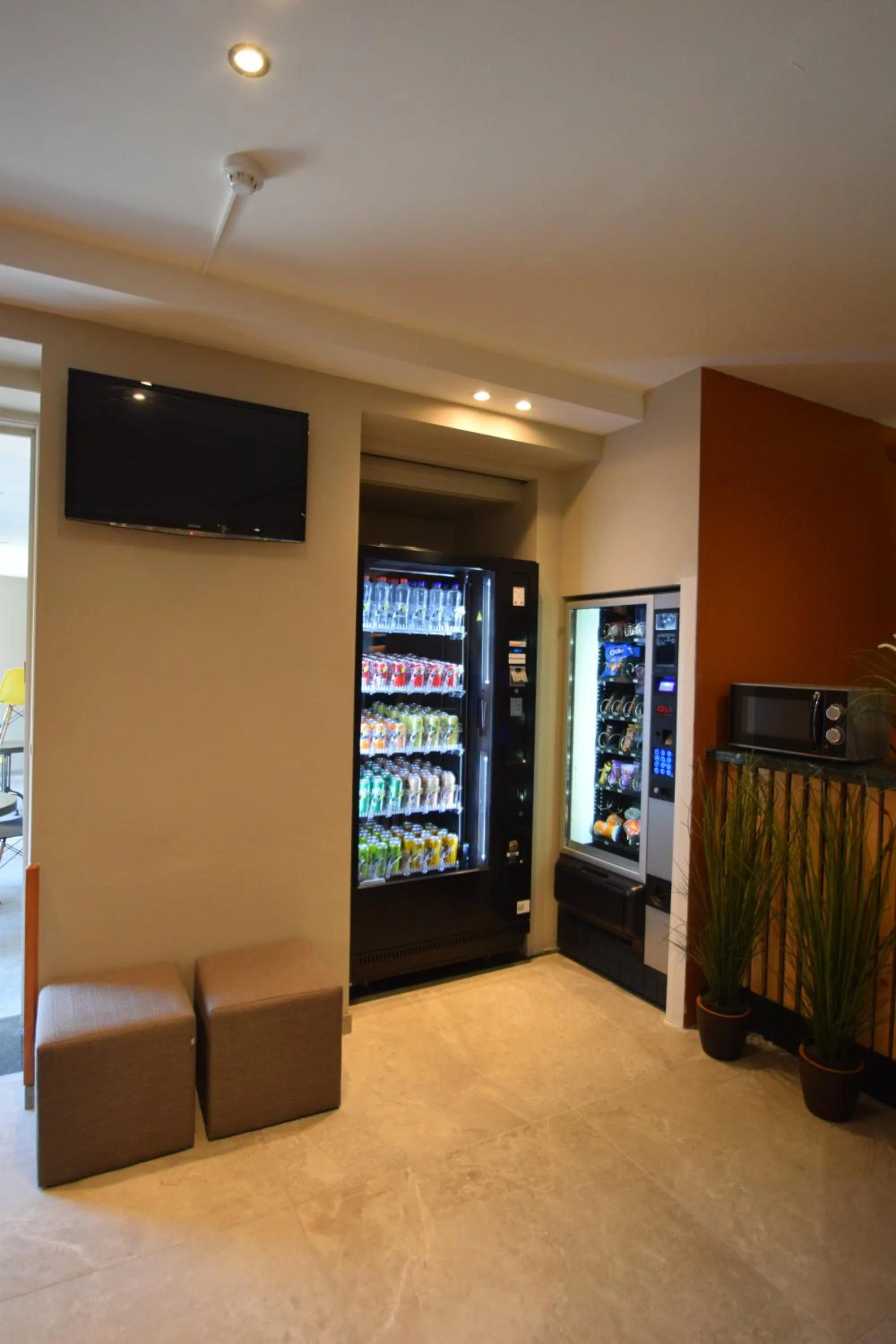 vending machine in Sleep & Go Brussels Expo Hotel