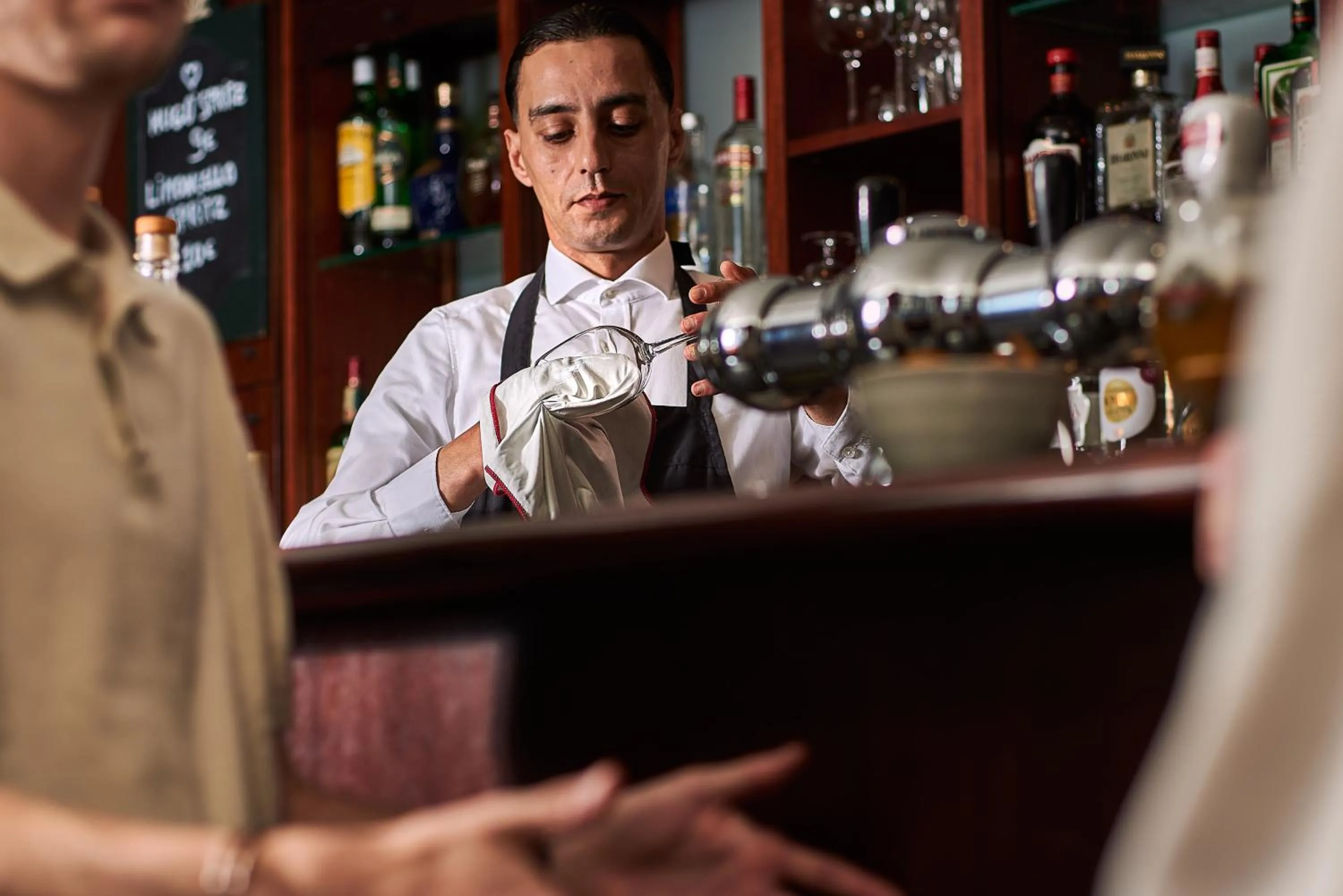 Lounge or bar in Theater Hotel