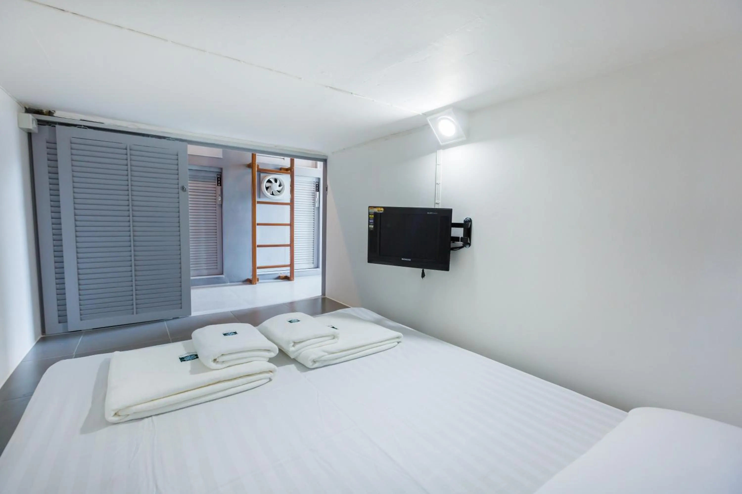 Bed in P168 Hostel Samui