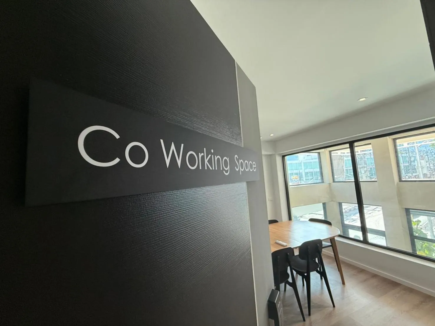 Business facilities in P168 Hostel Samui