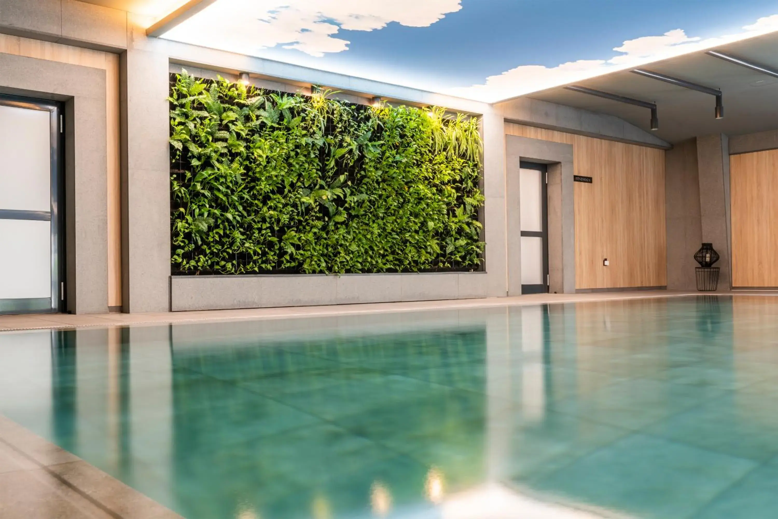 Swimming pool in HVD Grand Hotel Suhl Business & Leisure Swimming pool in HVD Grand Hotel Suhl Business & Leisure