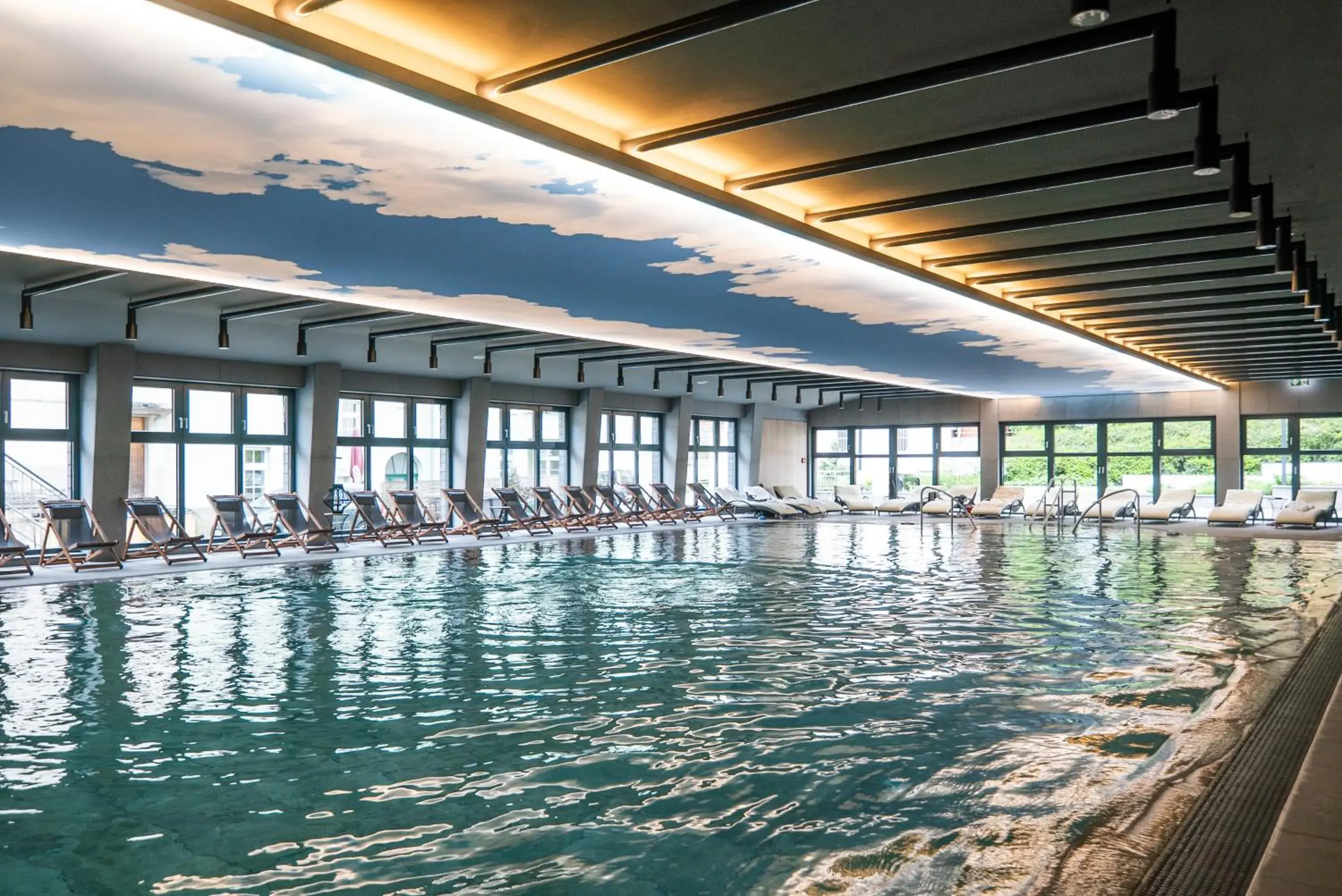 Swimming pool in HVD Grand Hotel Suhl Business & Leisure Swimming pool in HVD Grand Hotel Suhl Business & Leisure