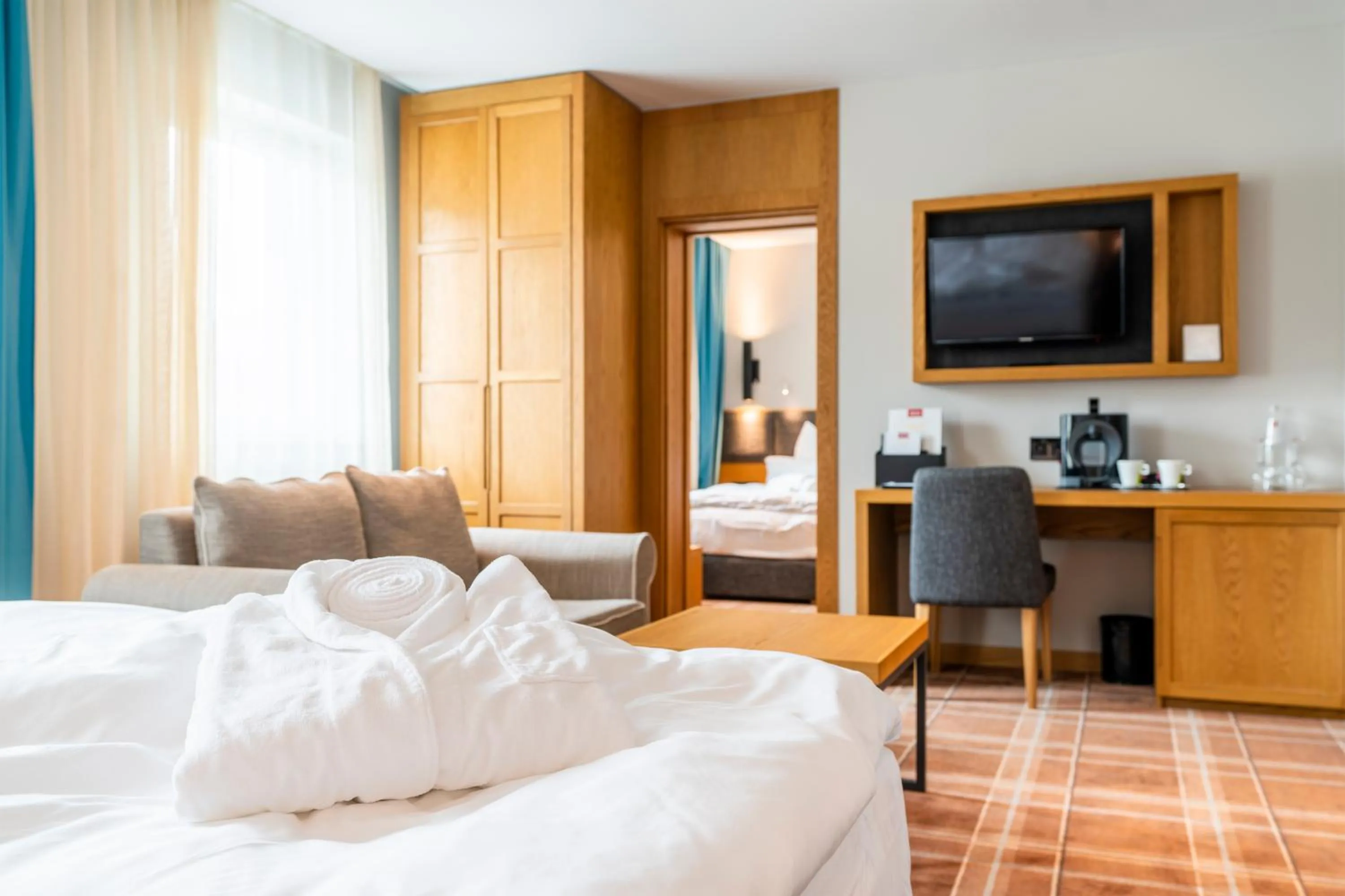 Photo of the whole room, Bed in HVD Grand Hotel Suhl Business & Leisure