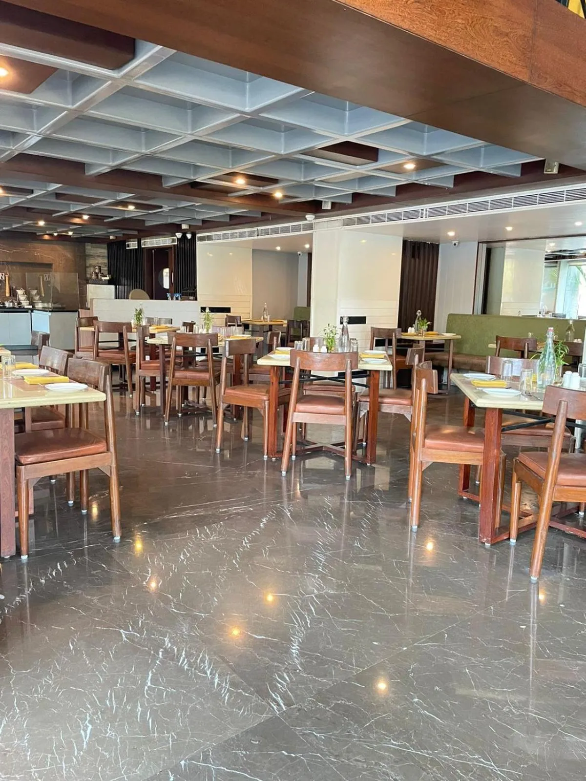 Restaurant/places to eat in Paradigm Sarovar Portico