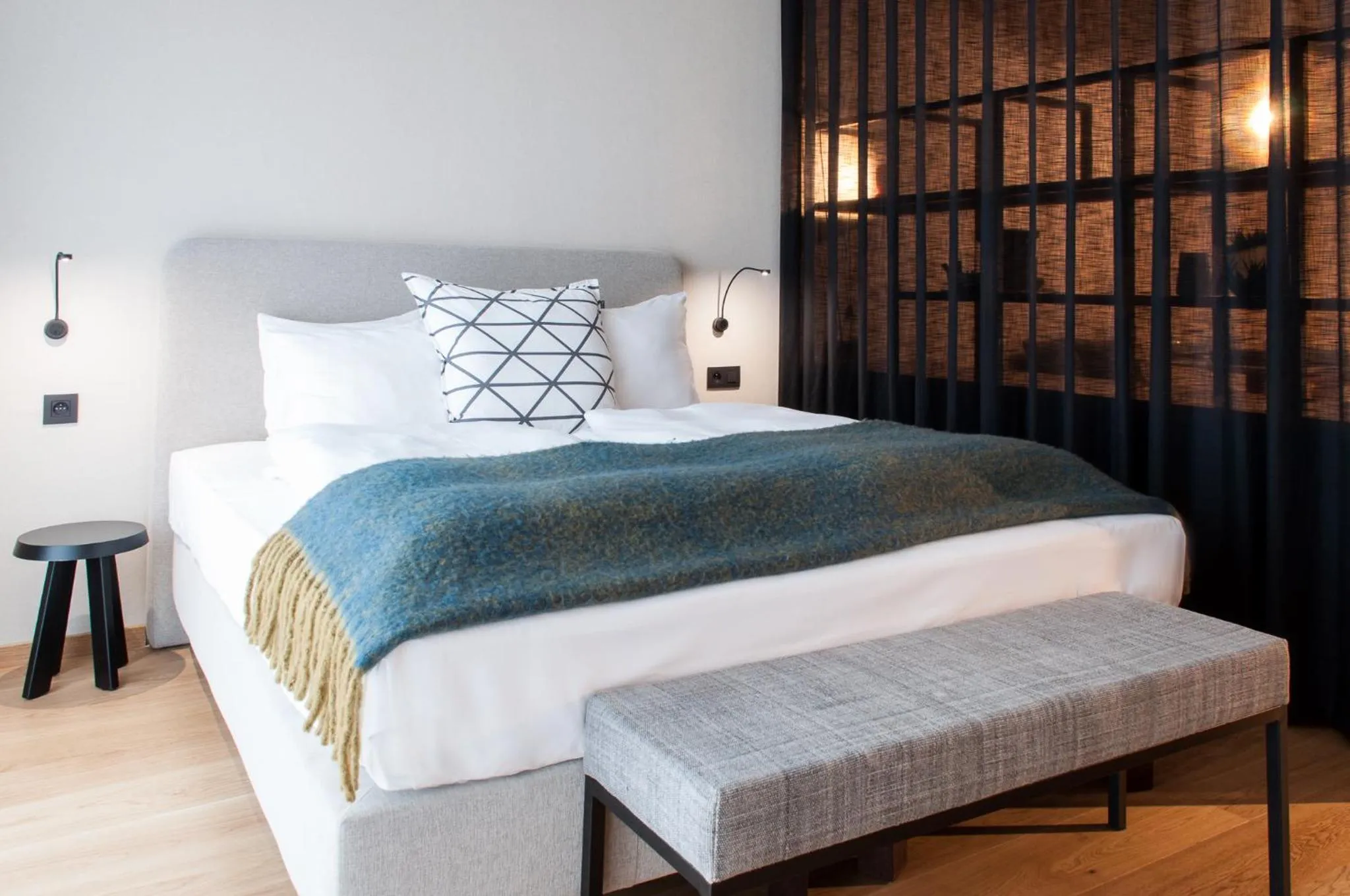 Photo of the whole room, Bed in PREMIER SUITES Antwerp