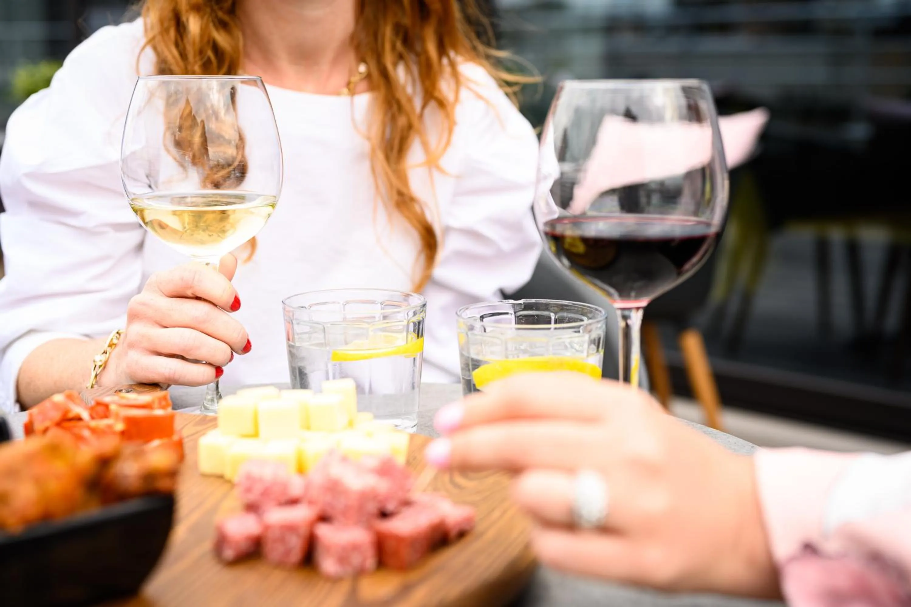 Food and drinks in PREMIER SUITES Antwerp