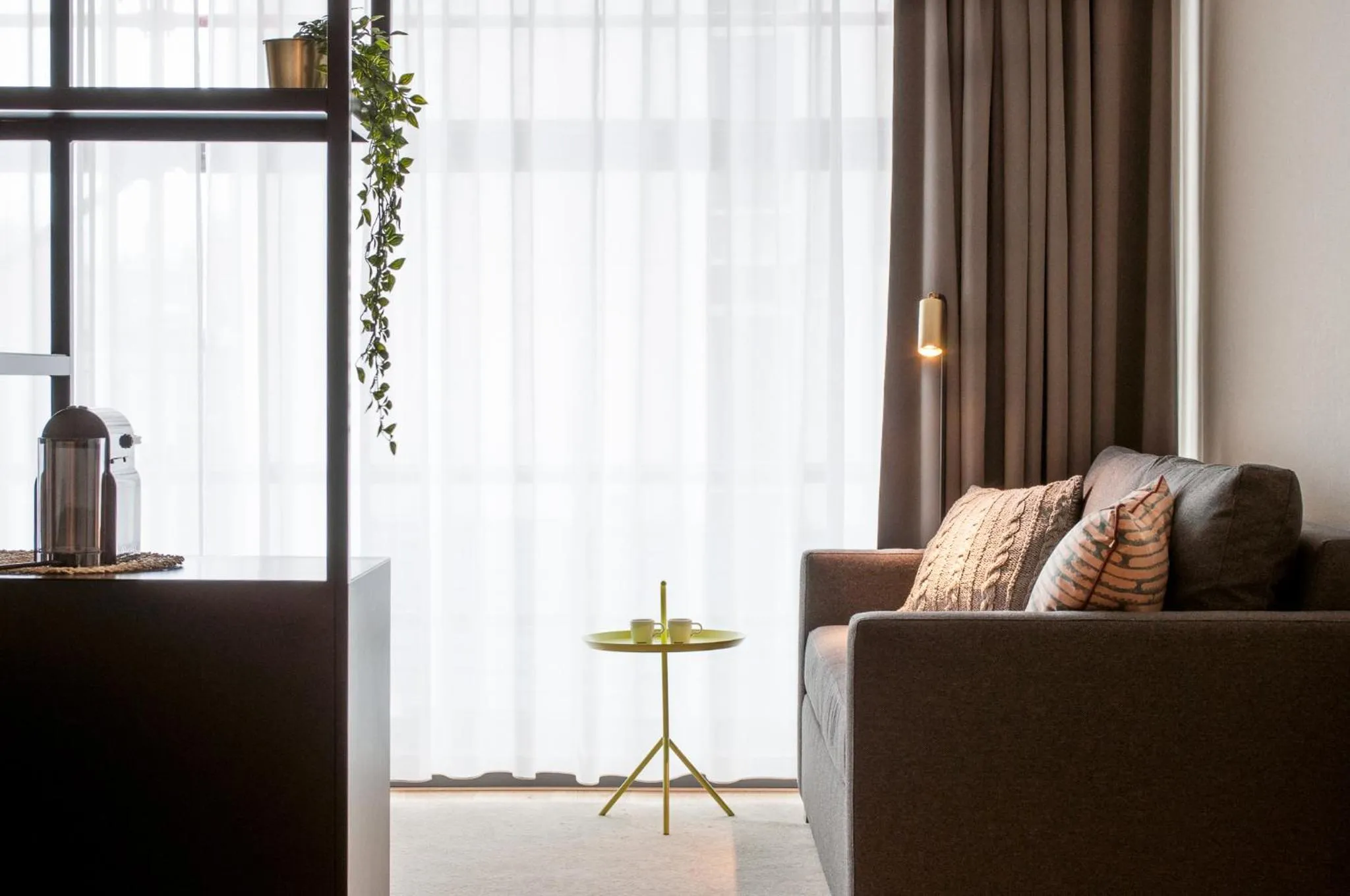 Seating area in PREMIER SUITES Antwerp