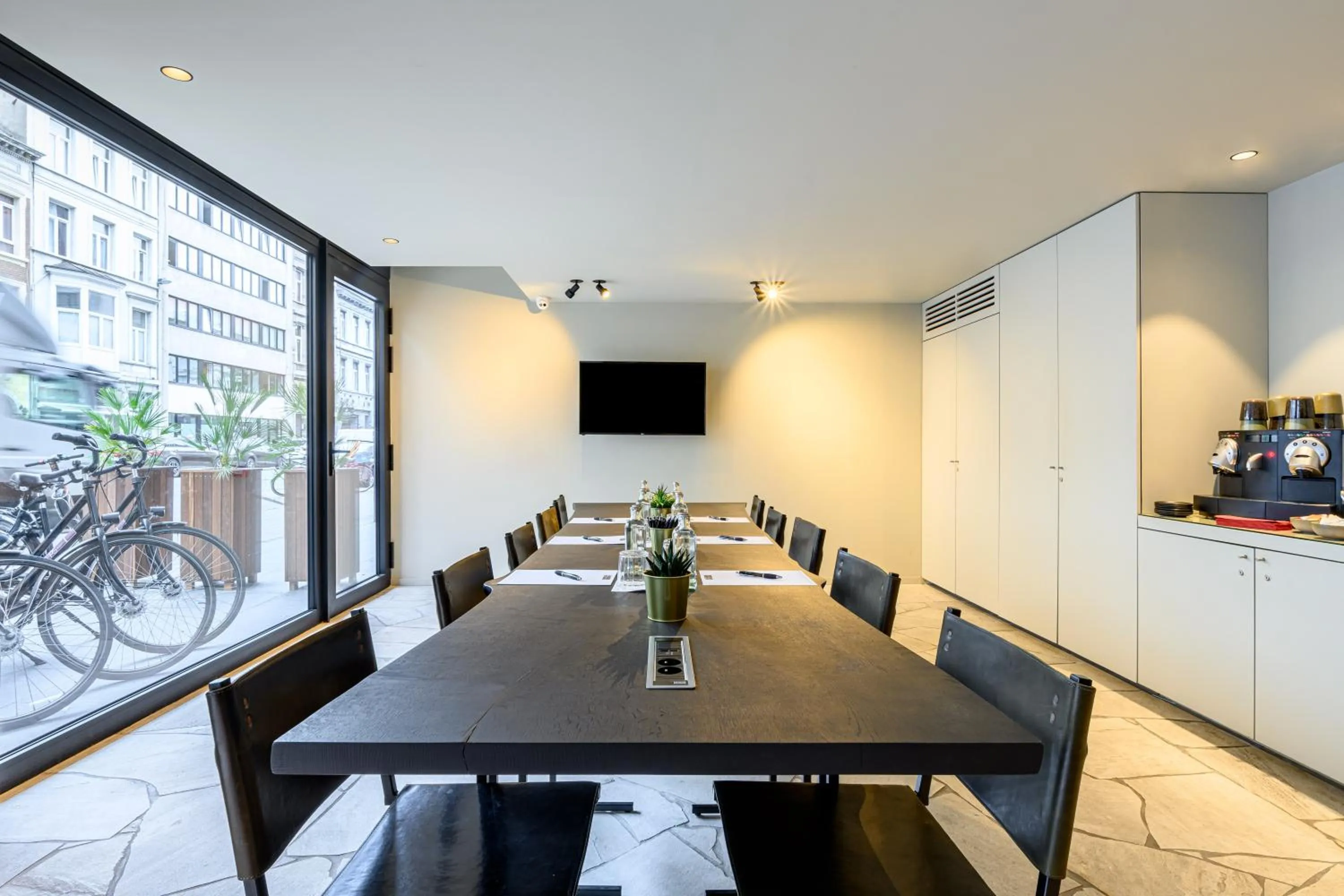 Meeting/conference room in PREMIER SUITES Antwerp