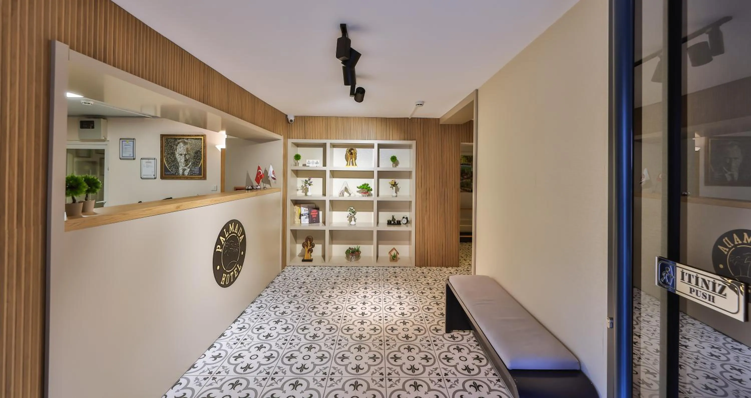 Lobby or reception in Palmada Hotel