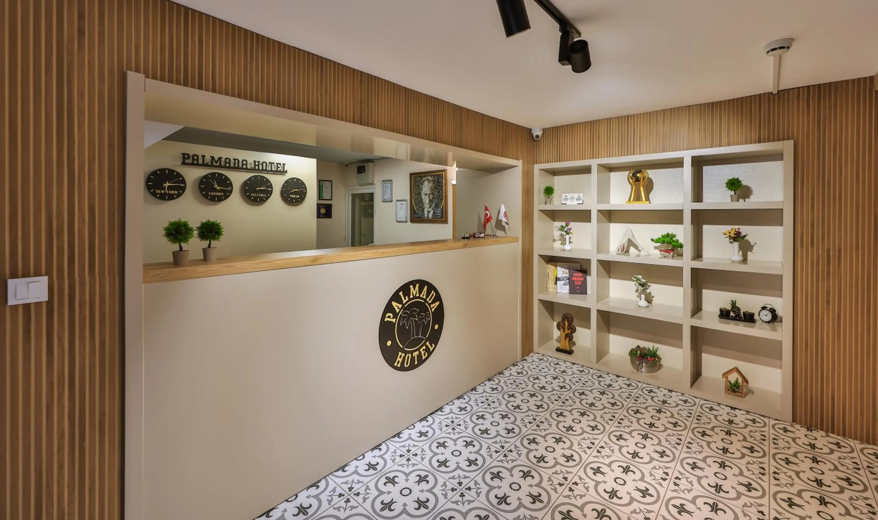 Lobby or reception in Palmada Hotel