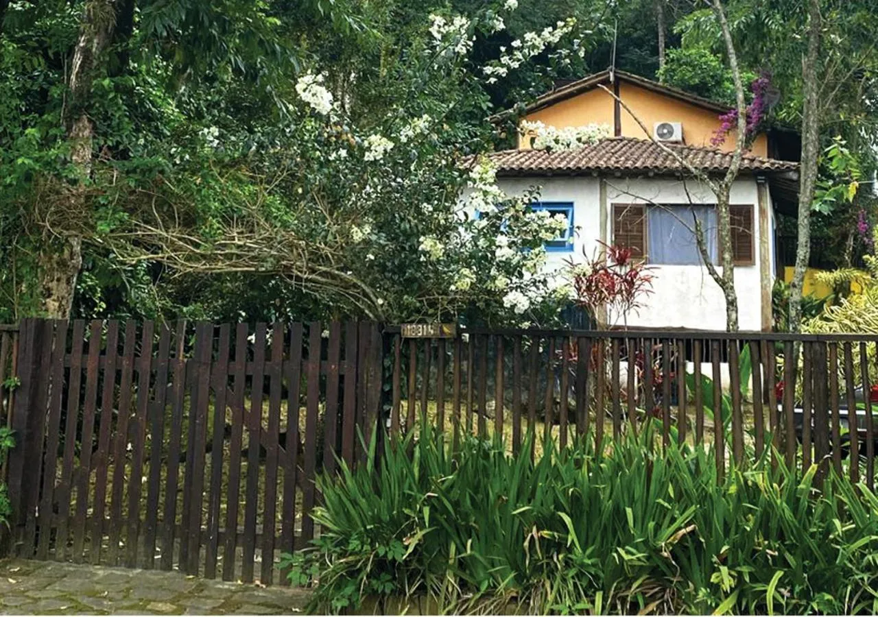 Property building in Casa em Ilhabela