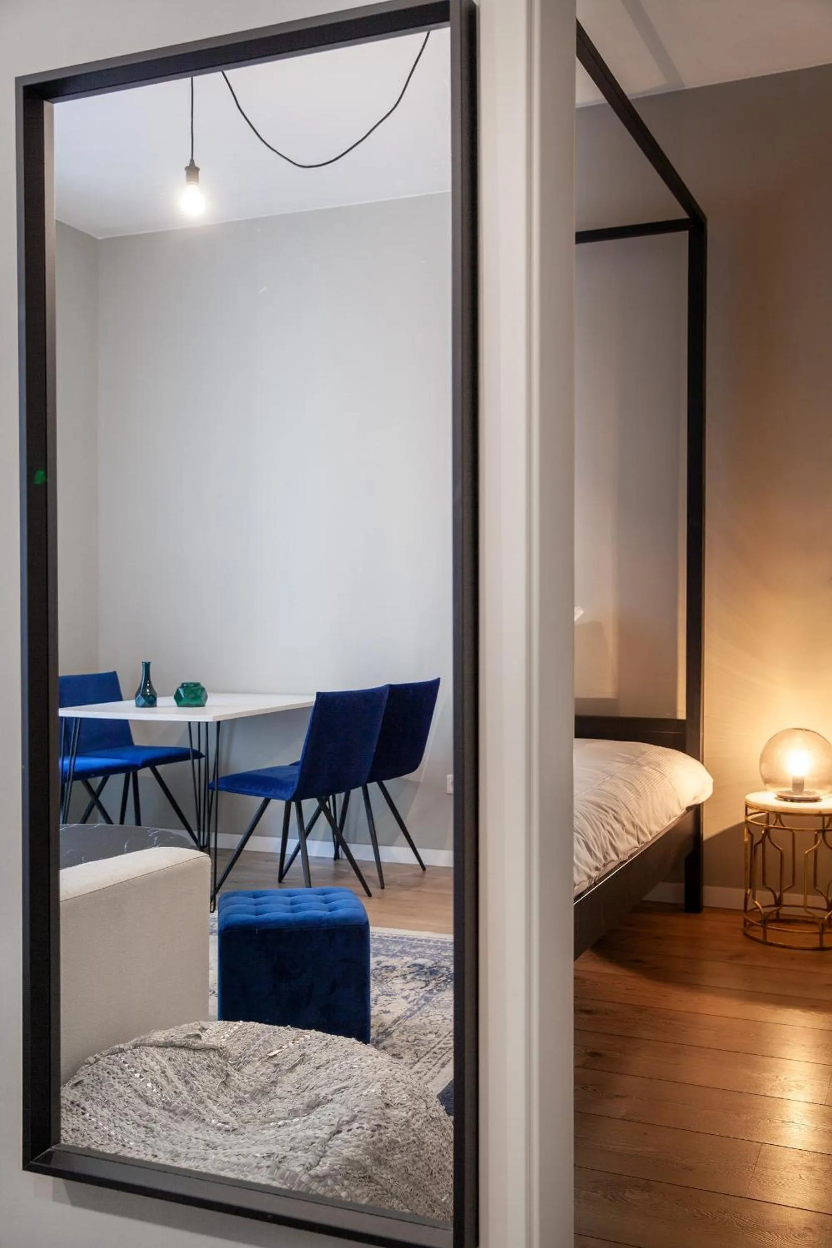 Living room, Bed in The Suite Hotel Fabric