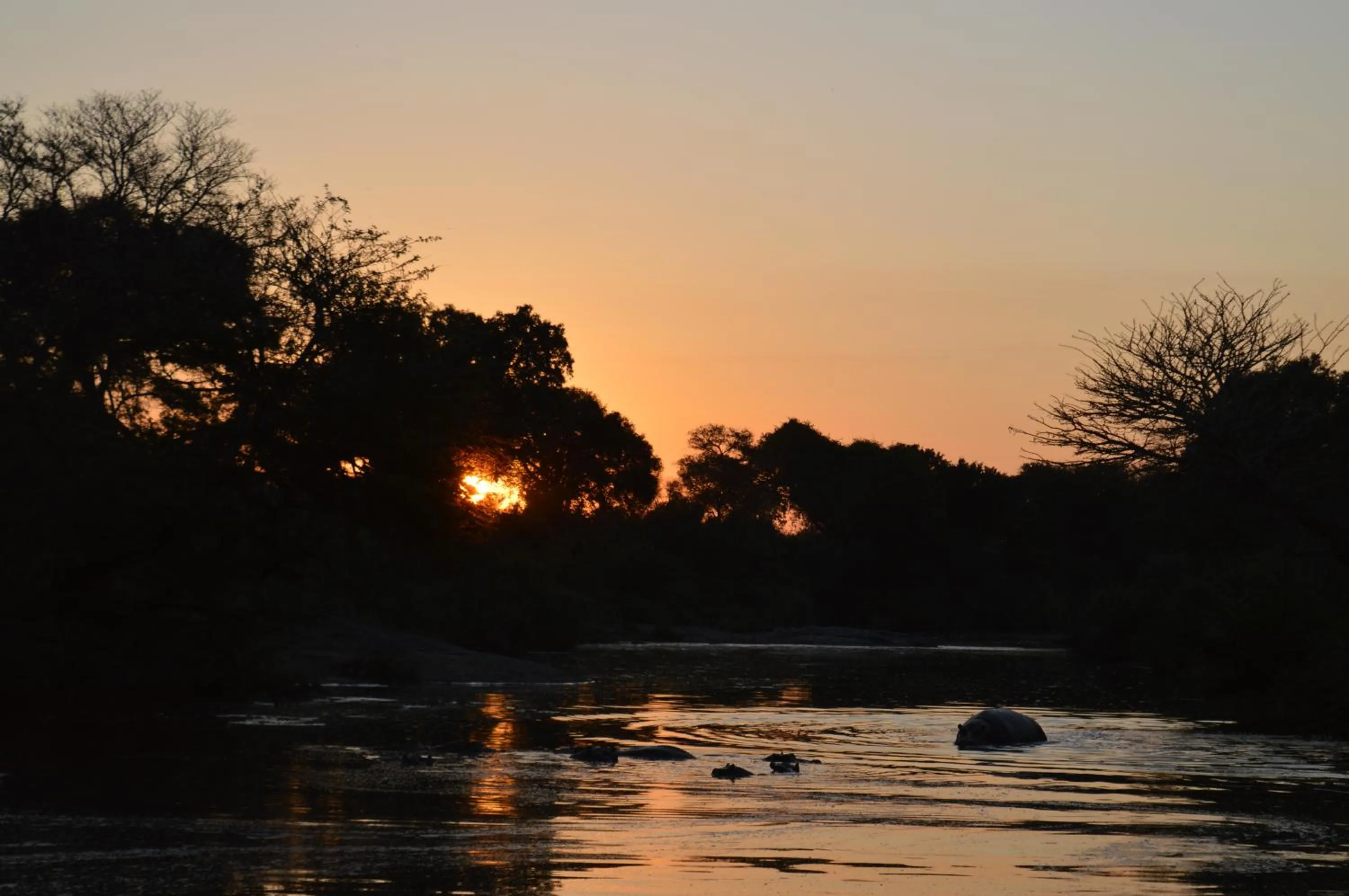 Sunset in Imbube Safari Lodge