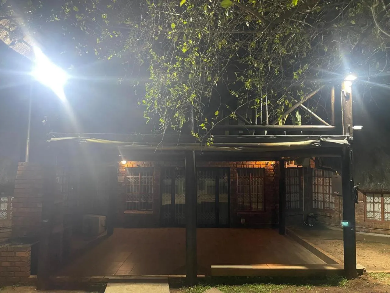 Property building in Imbube Safari Lodge