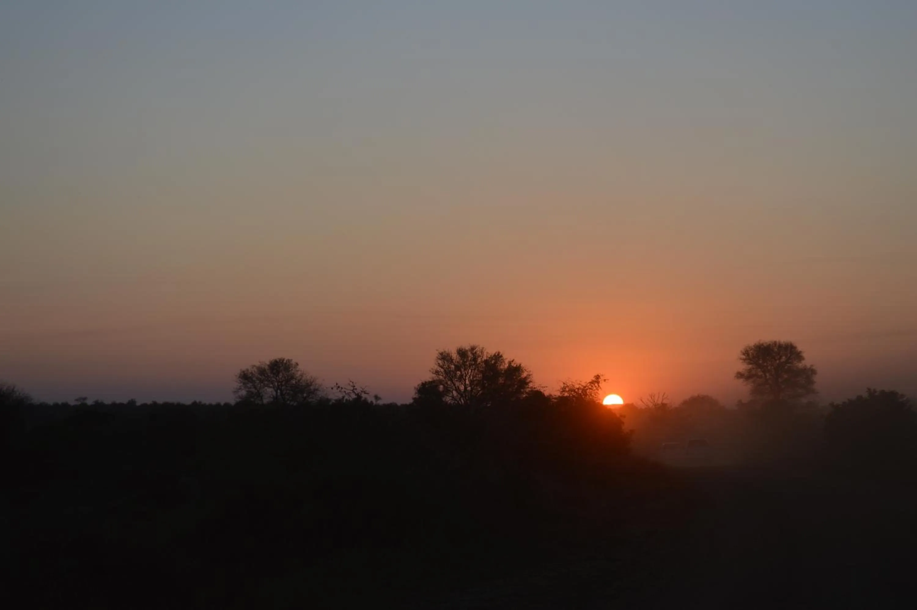 Sunset in Imbube Safari Lodge