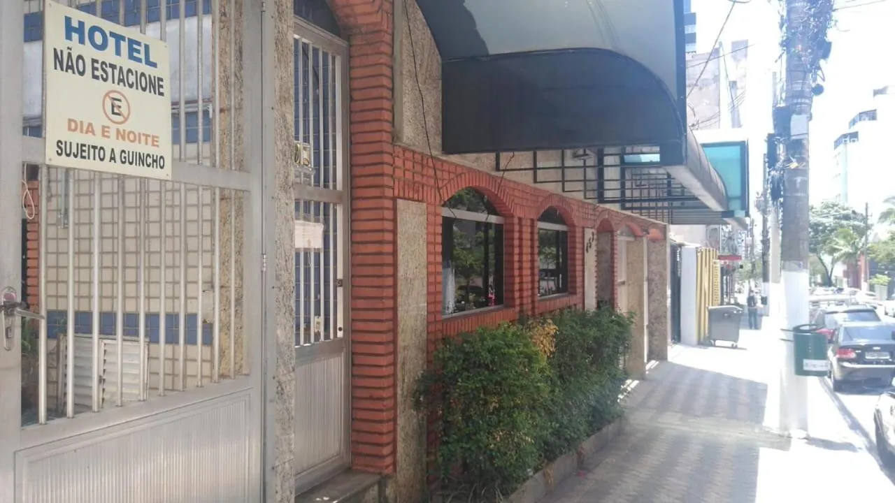 Street view in Missouri Hotel