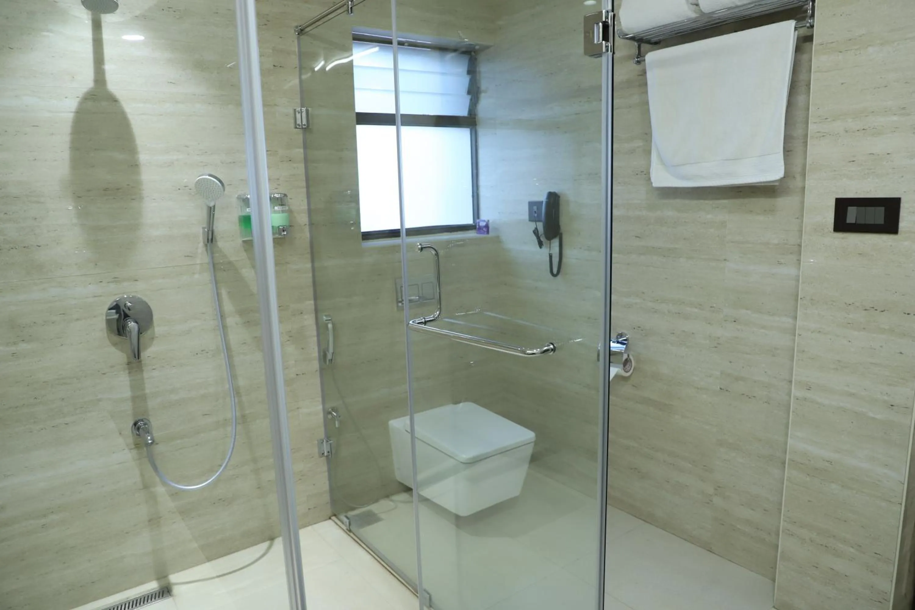 Bathroom in Grand Heritage Narmada Jacksons