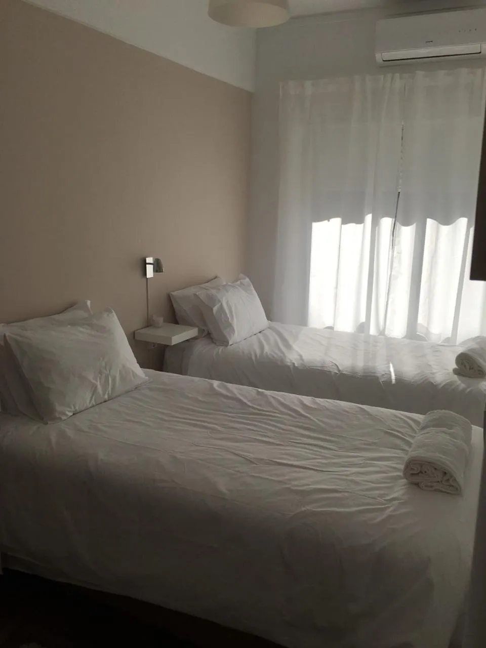 Photo of the whole room, Bed in Lx Center Guesthouse