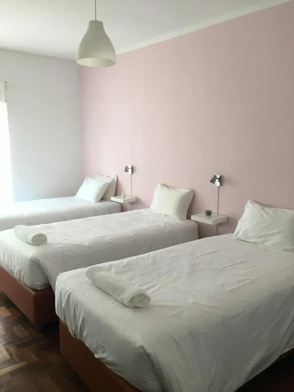 Triple Room with Balcony in Lx Center Guesthouse Triple Room with Balcony in Lx Center Guesthouse