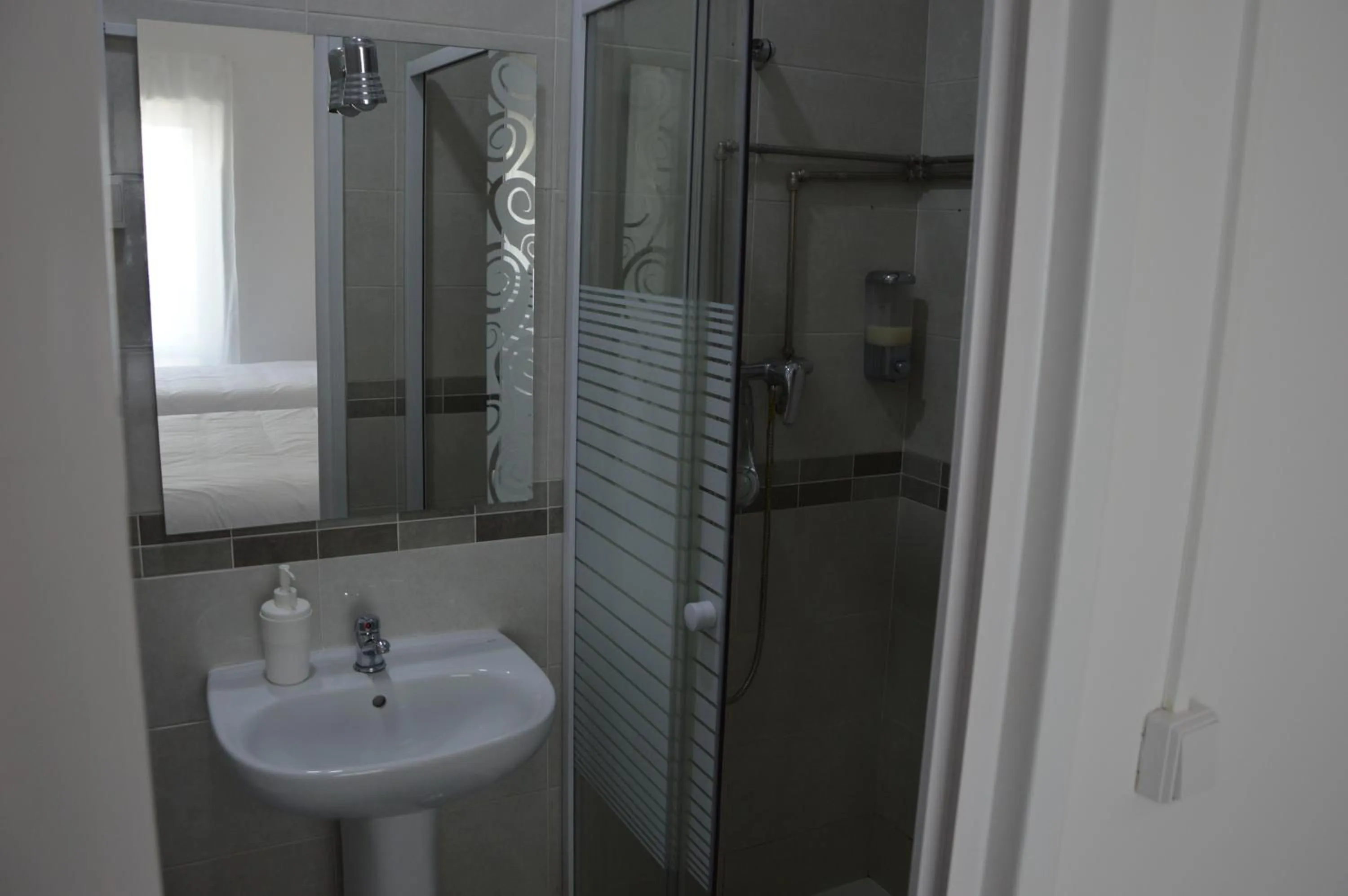 Lx Center Guesthouse