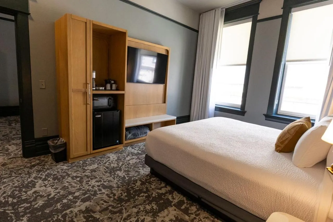 Bed in Historic Franklin Hotel