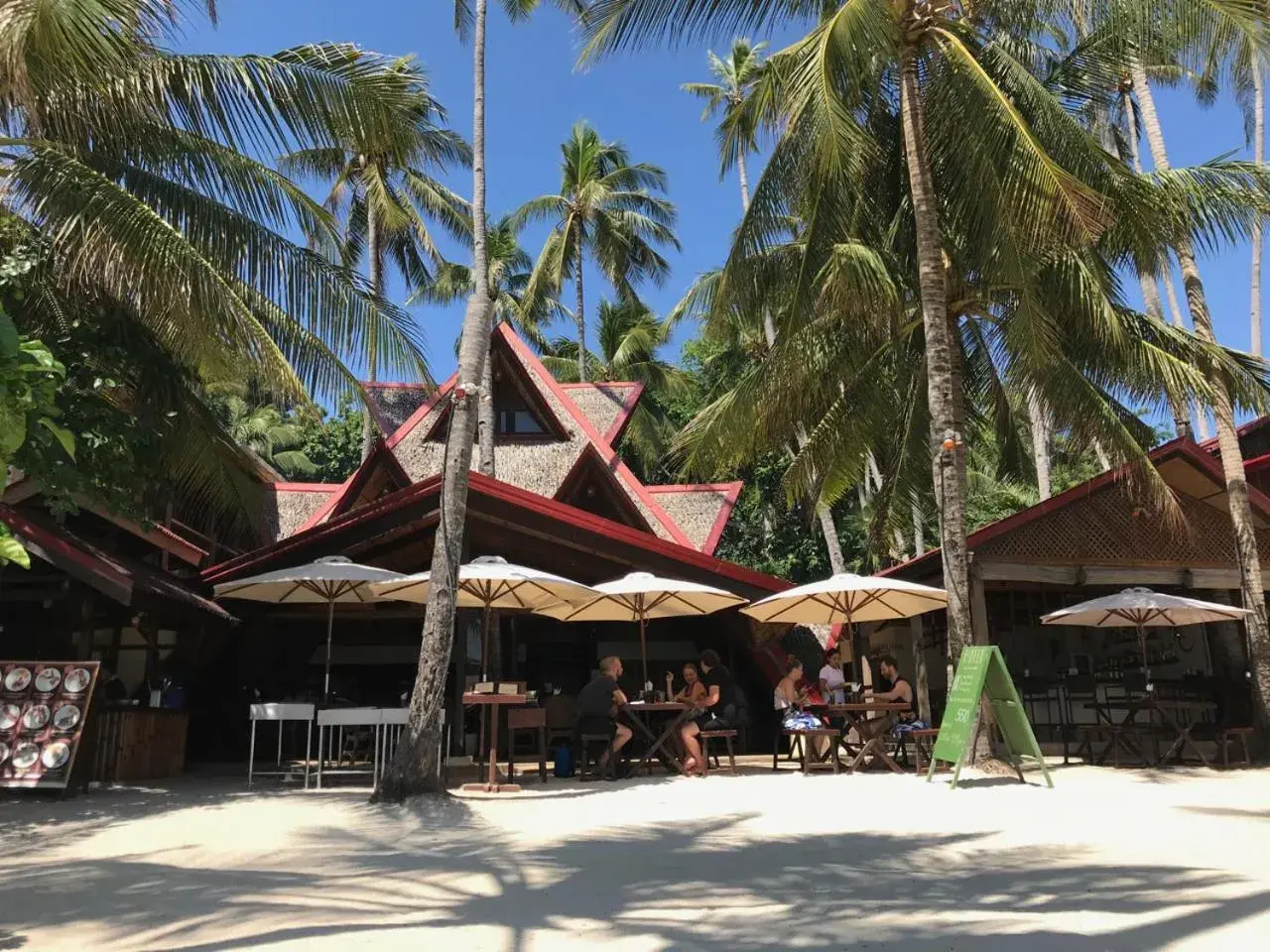 Restaurant/places to eat in Pyramid Resort Restaurant/places to eat in Pyramid Resort