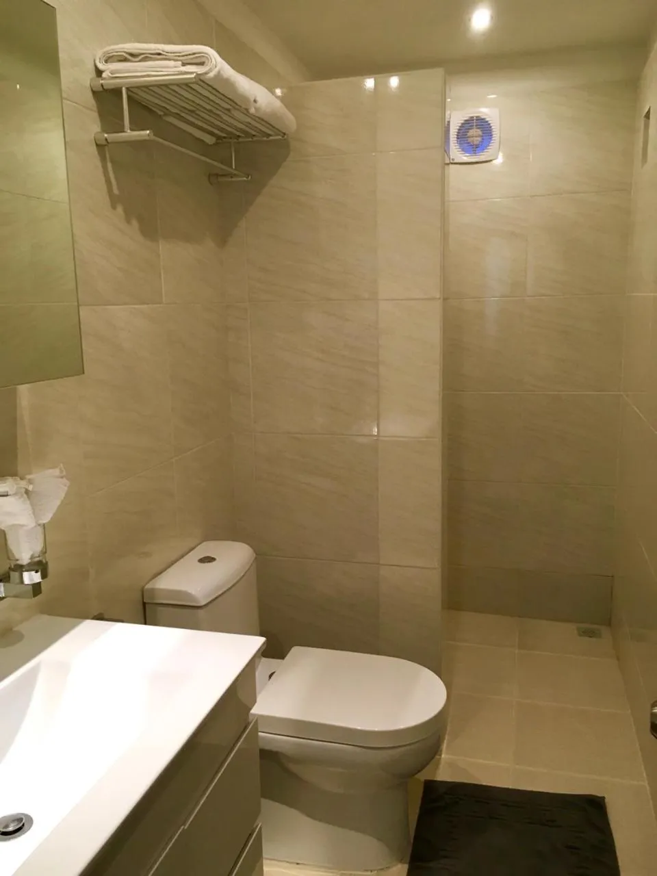 Bathroom in Pyramid Resort