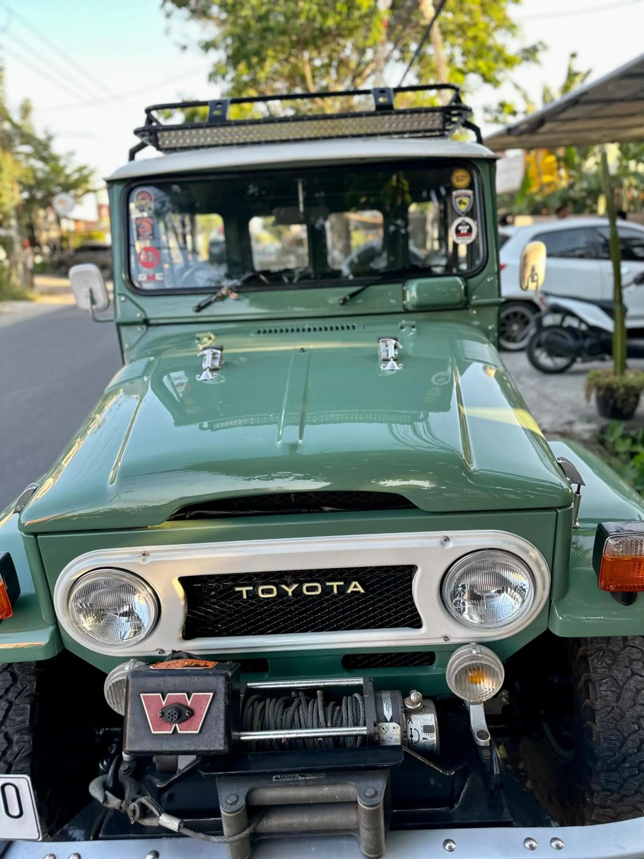 Parking in Diuma residence yoga meditation retreat and healing Center