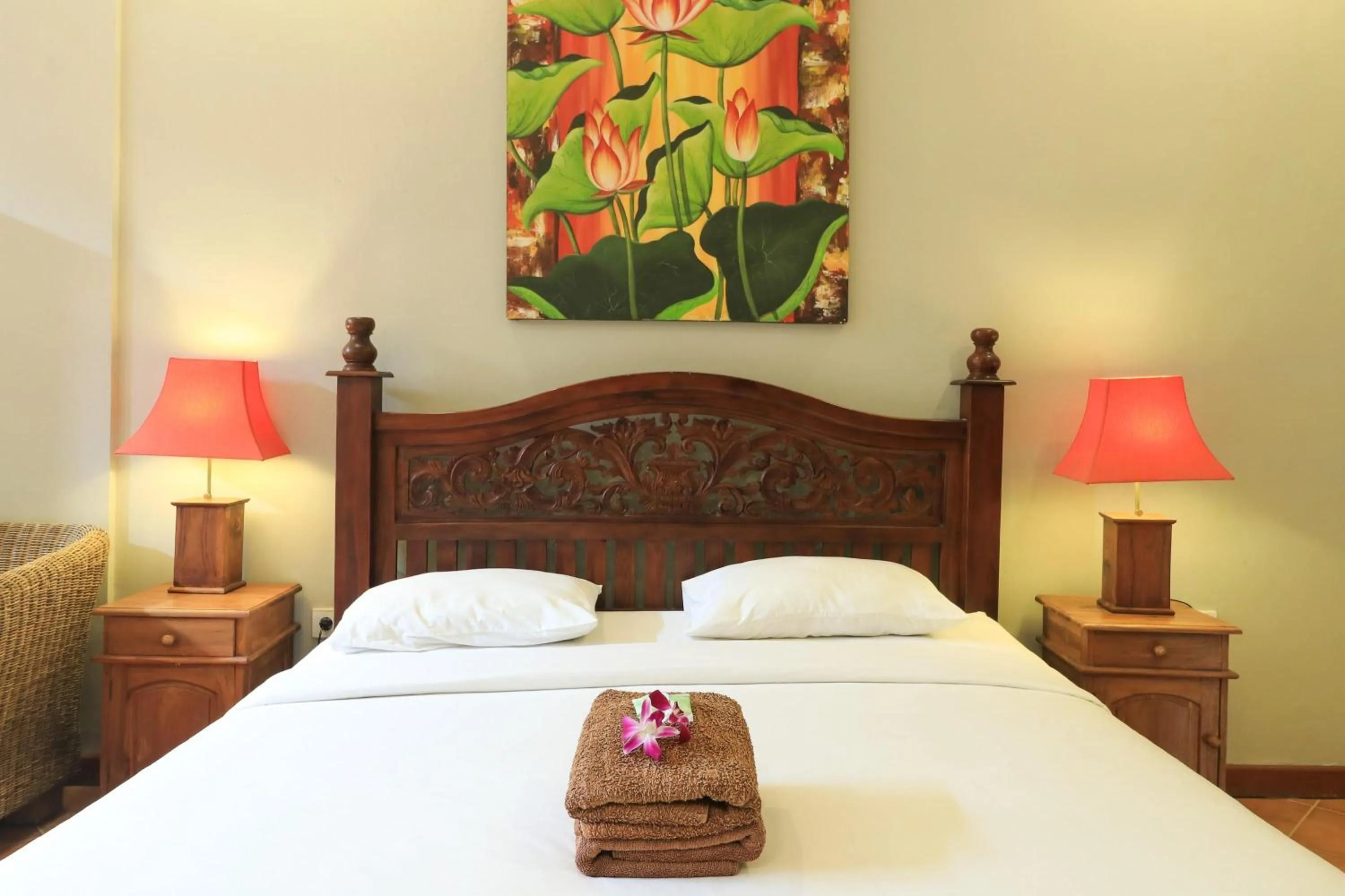 Bedroom, Bed in Diuma residence yoga meditation retreat and healing Center