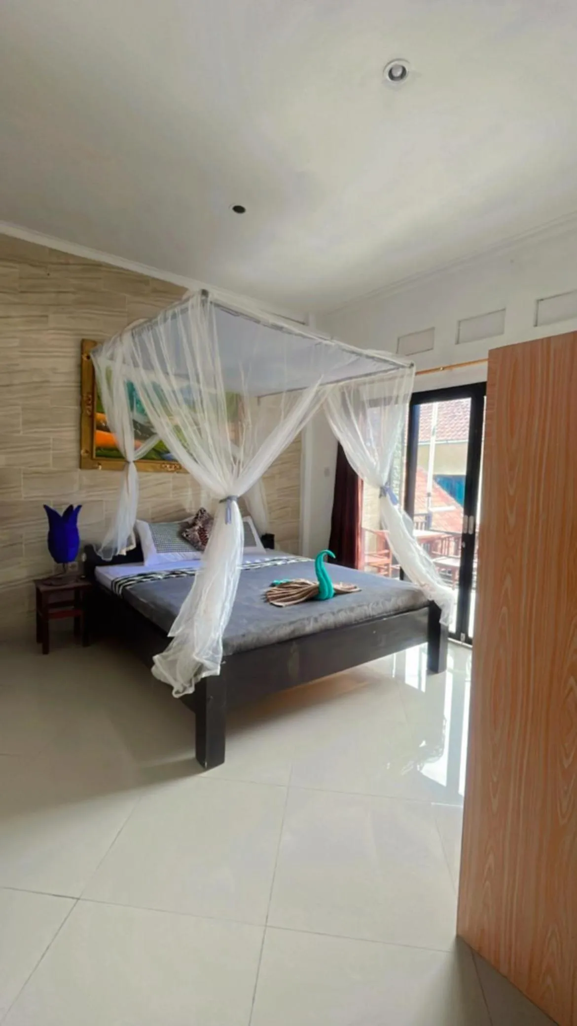 Bed in D Jana
