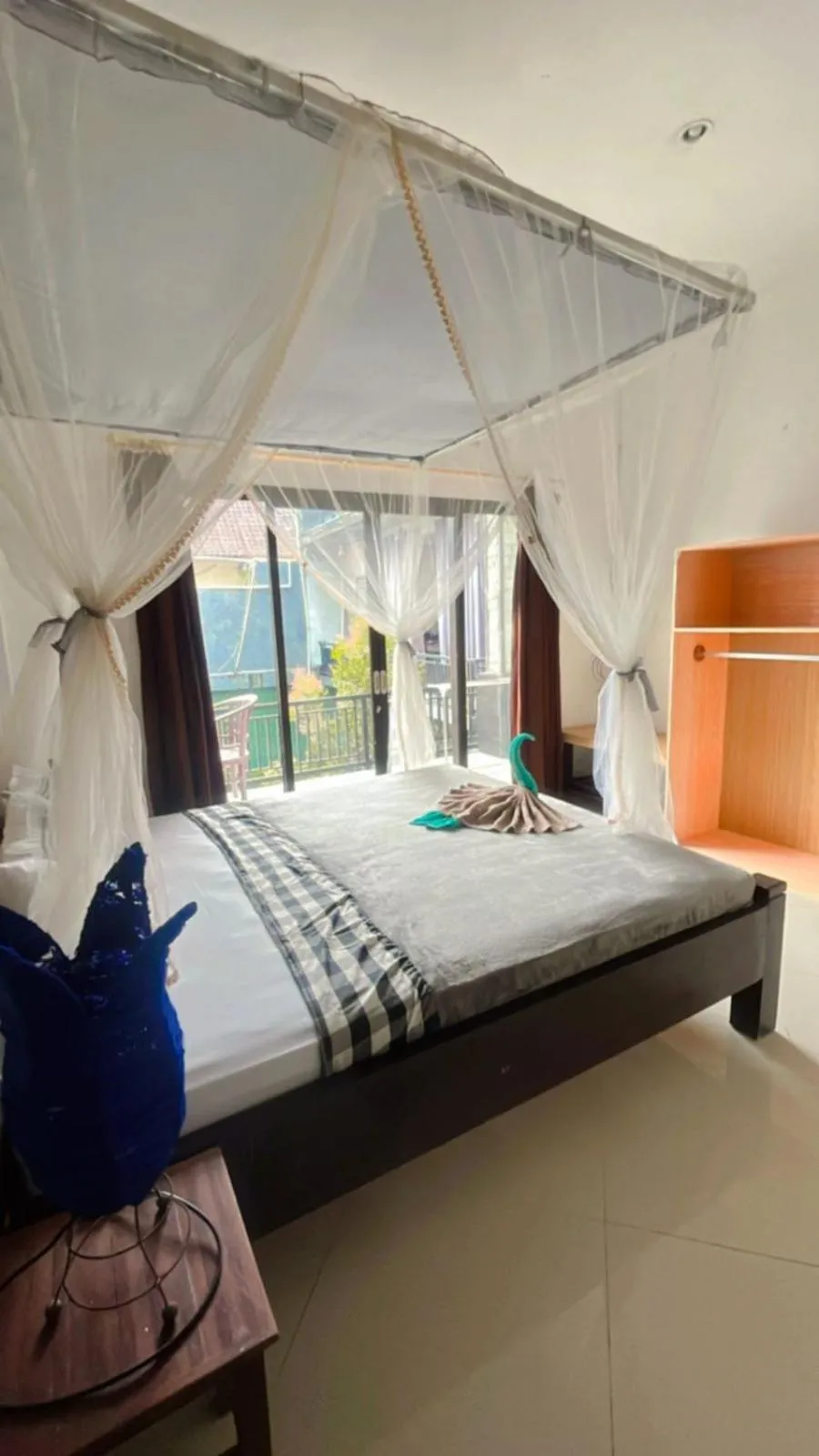 Bed in D Jana