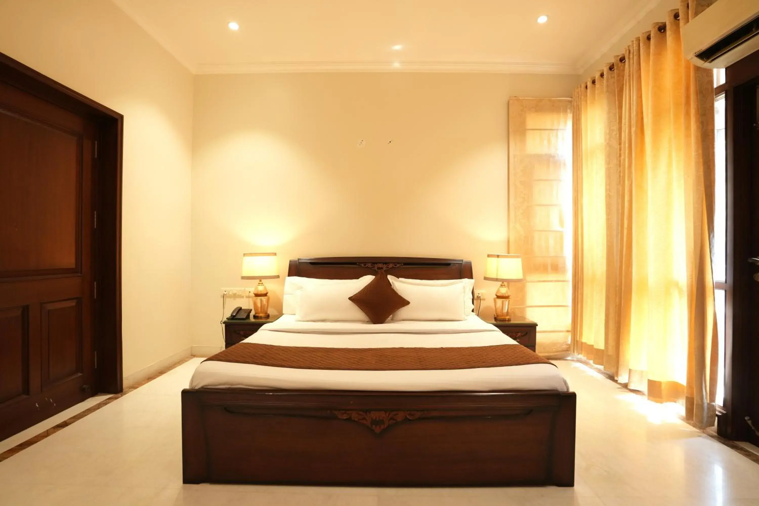 Bed in Palm 34 Bed in Palm 34