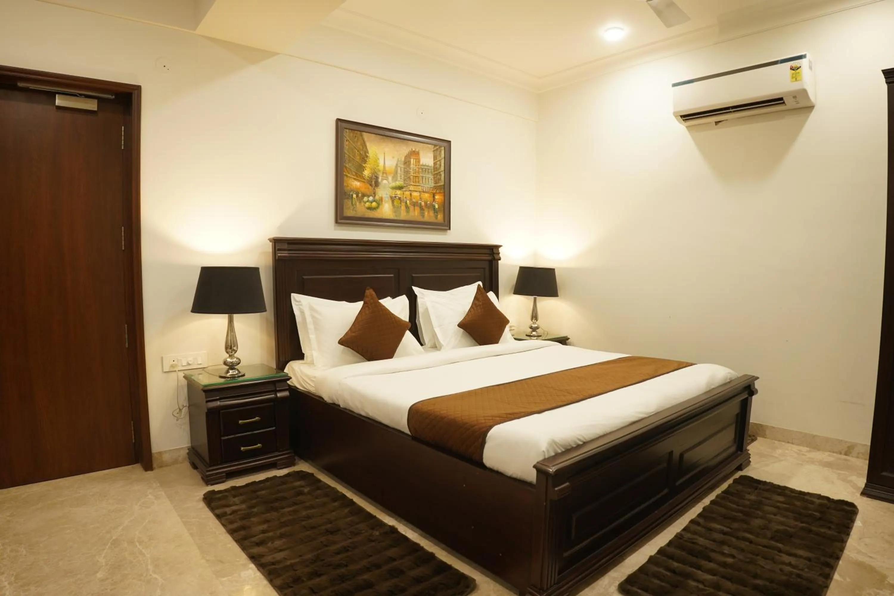 Deluxe King Studio in Palm 34