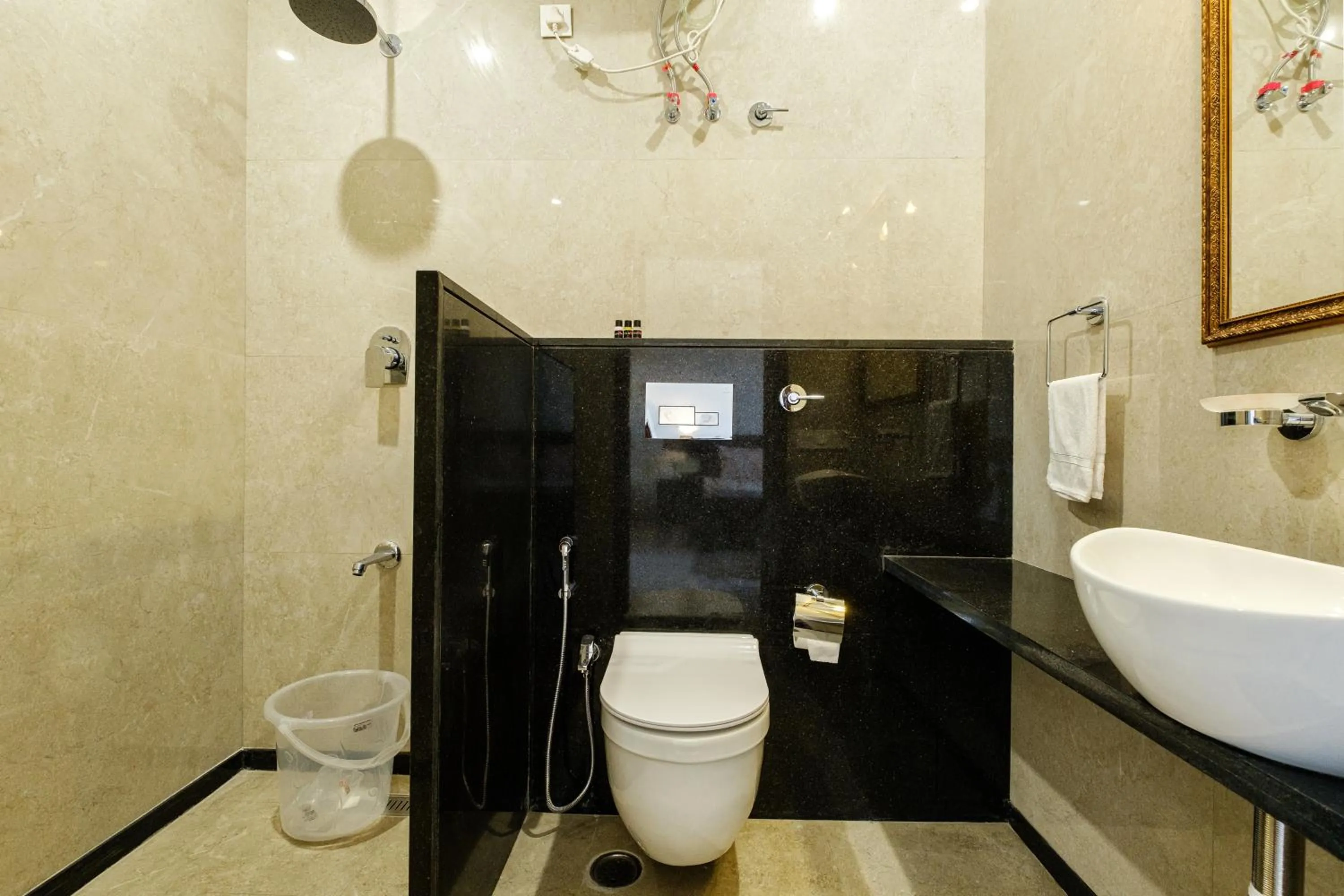 Bathroom in Palm 34