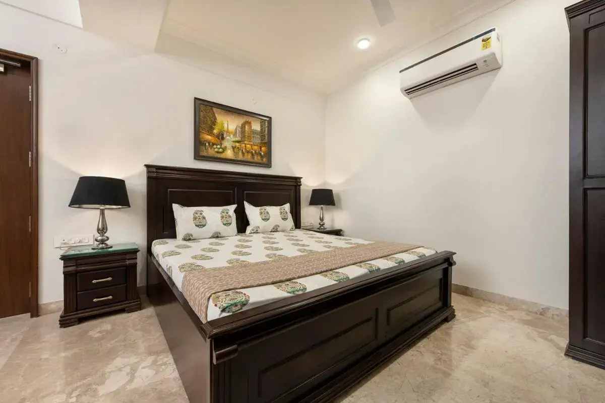 Bed in Palm 34 Bed in Palm 34