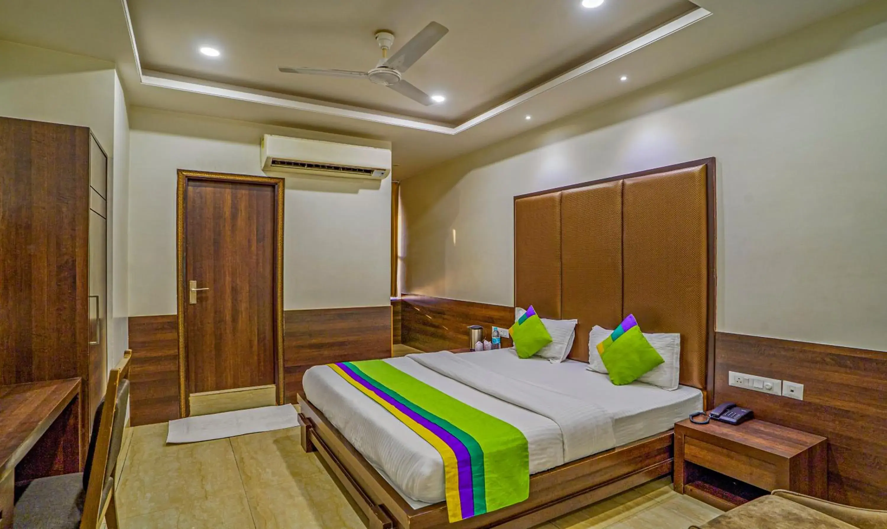 Bedroom, Bed in Treebo Bliss Bedroom, Bed in Treebo Bliss