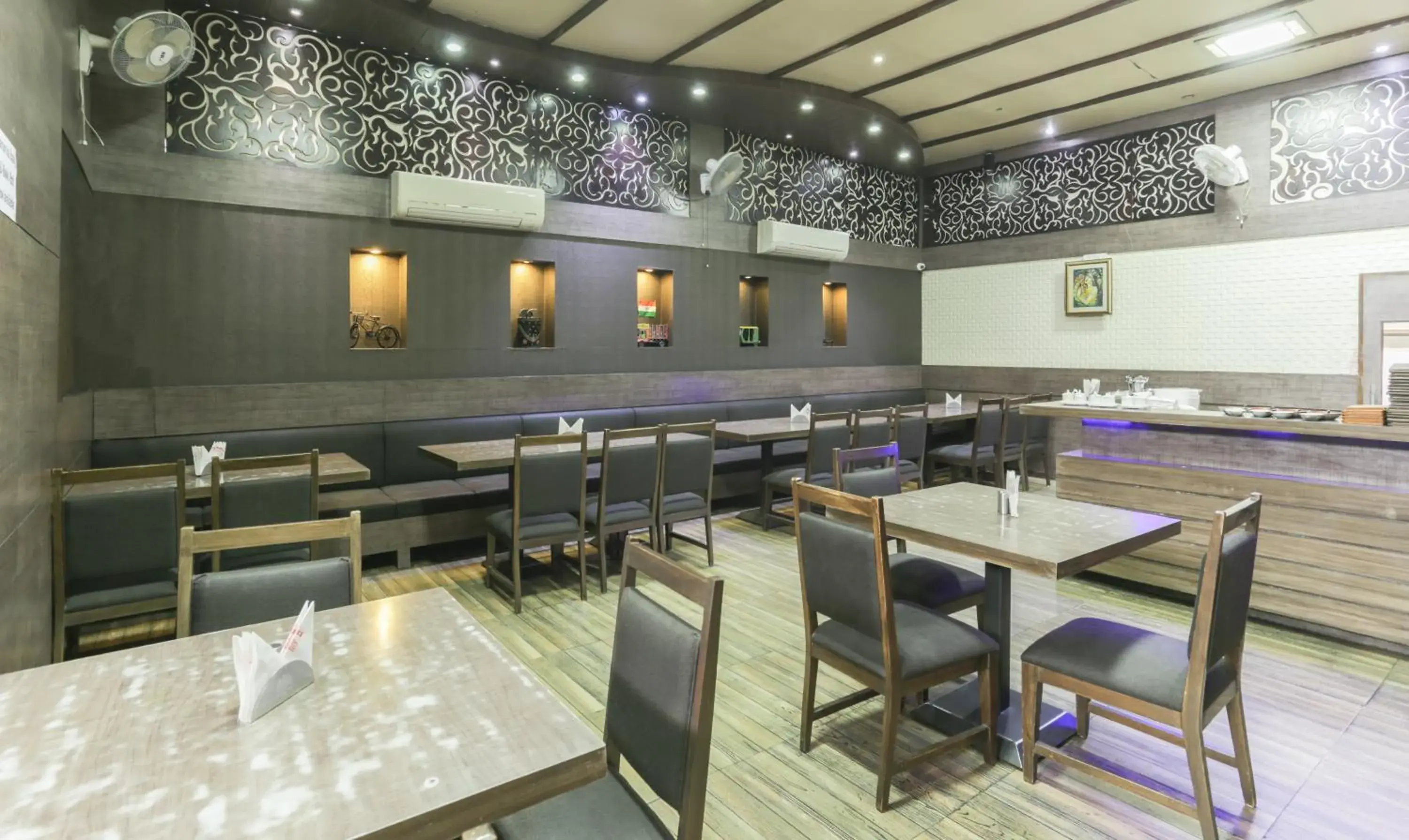 Restaurant/places to eat in Treebo Bliss Restaurant/places to eat in Treebo Bliss