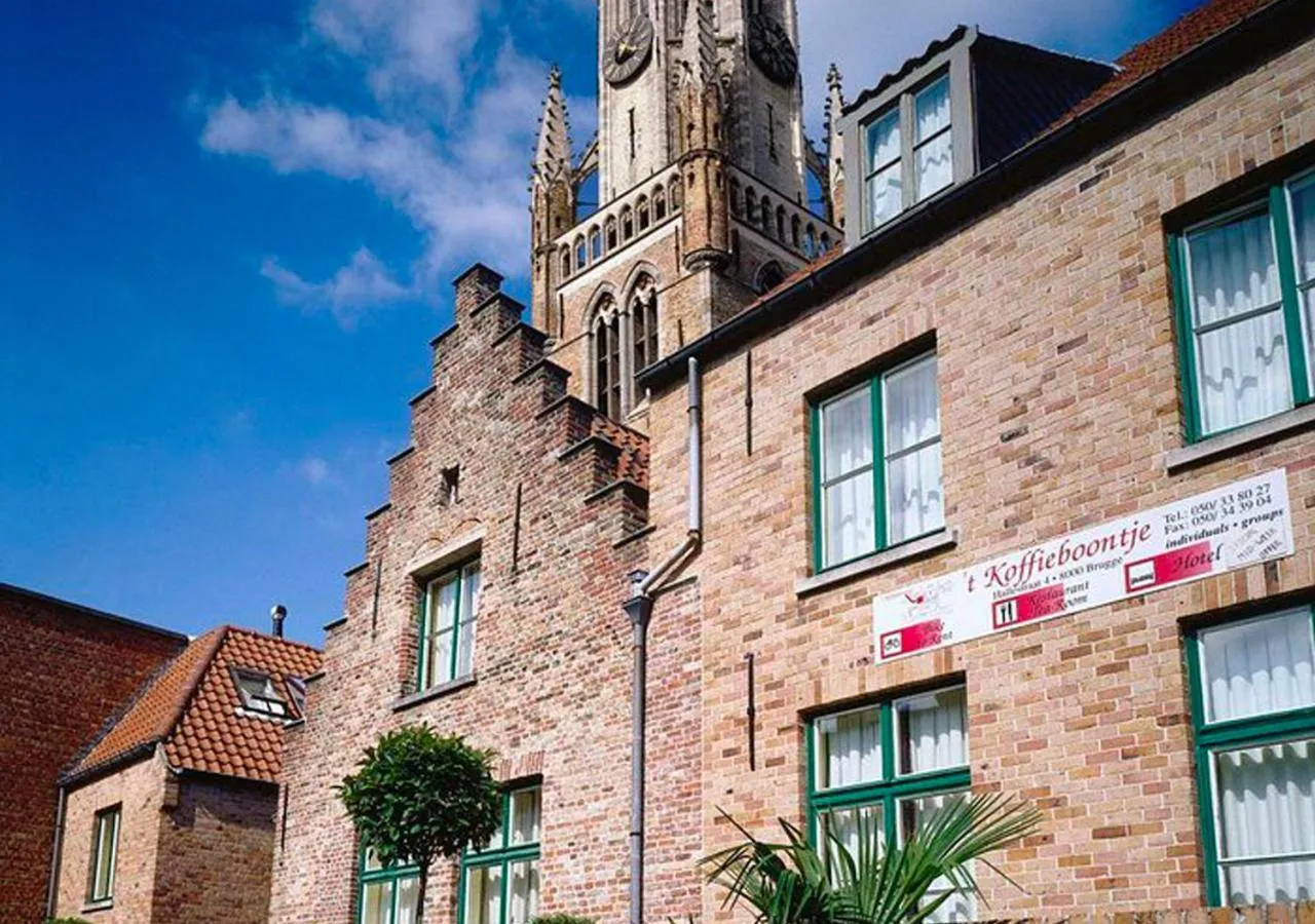 Property building in Hotel Koffieboontje