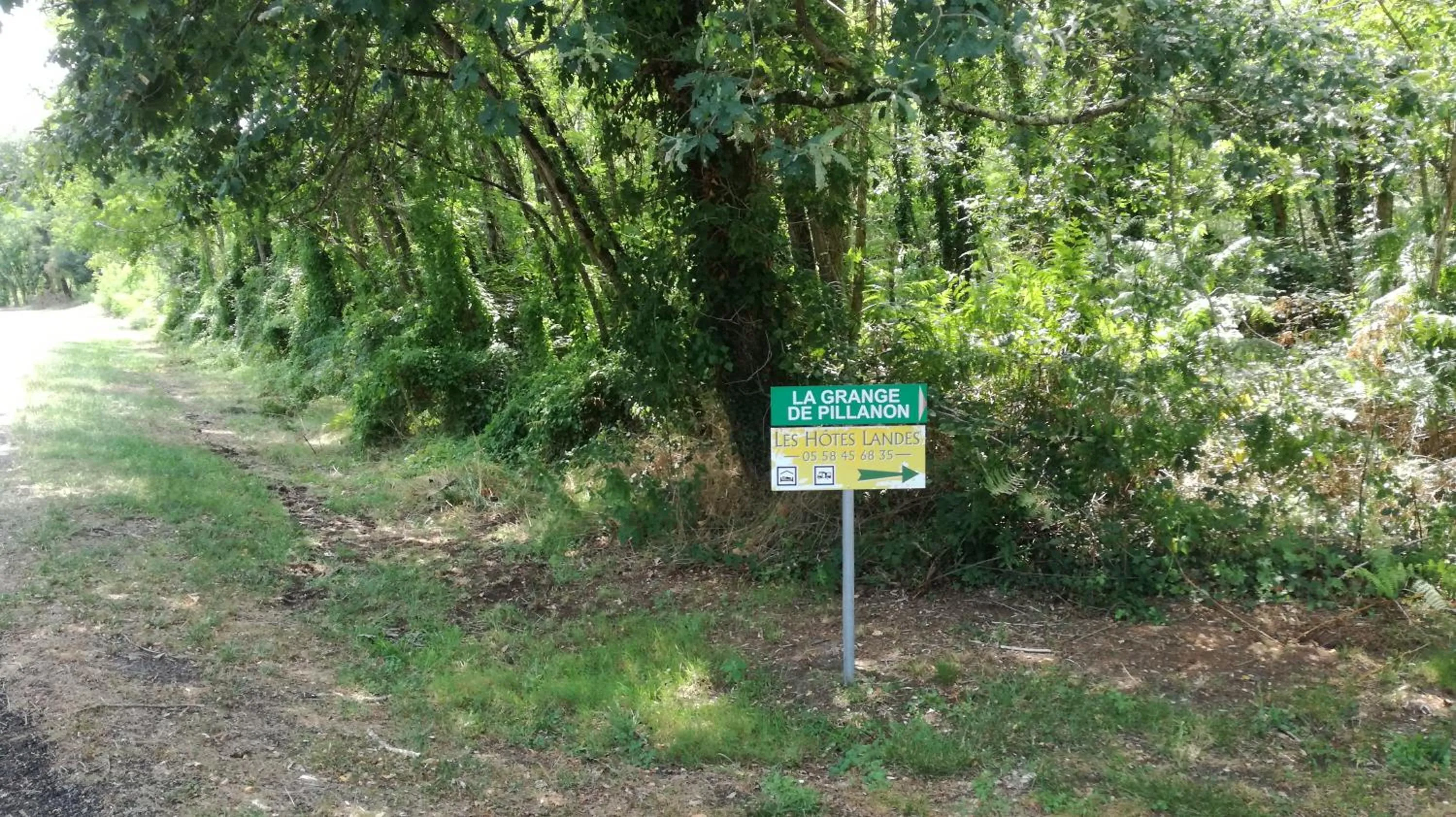 Property logo or sign in Les Hôtes Landes
