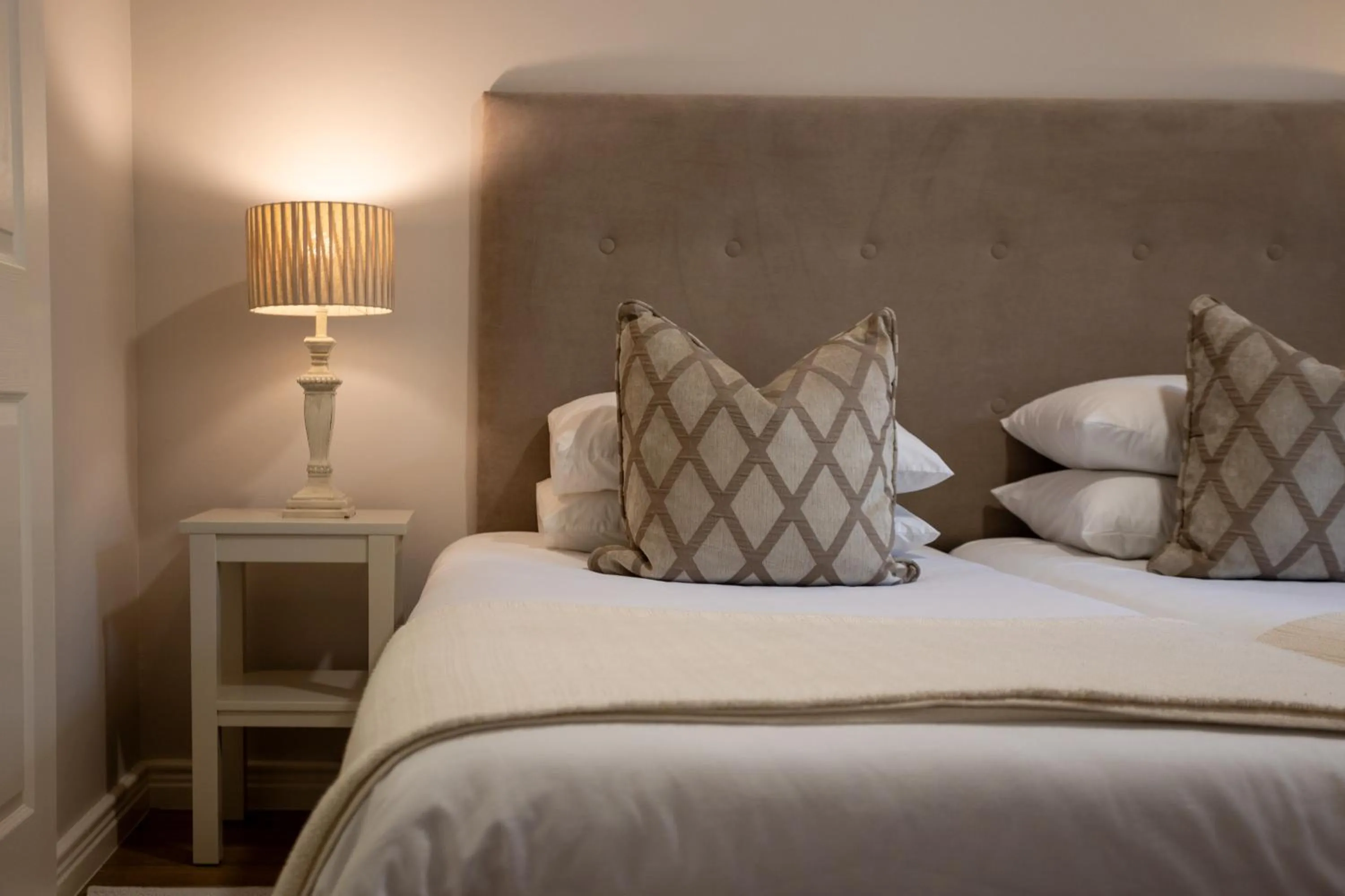 Bedroom, Bed in Vino Self Catering Apartment