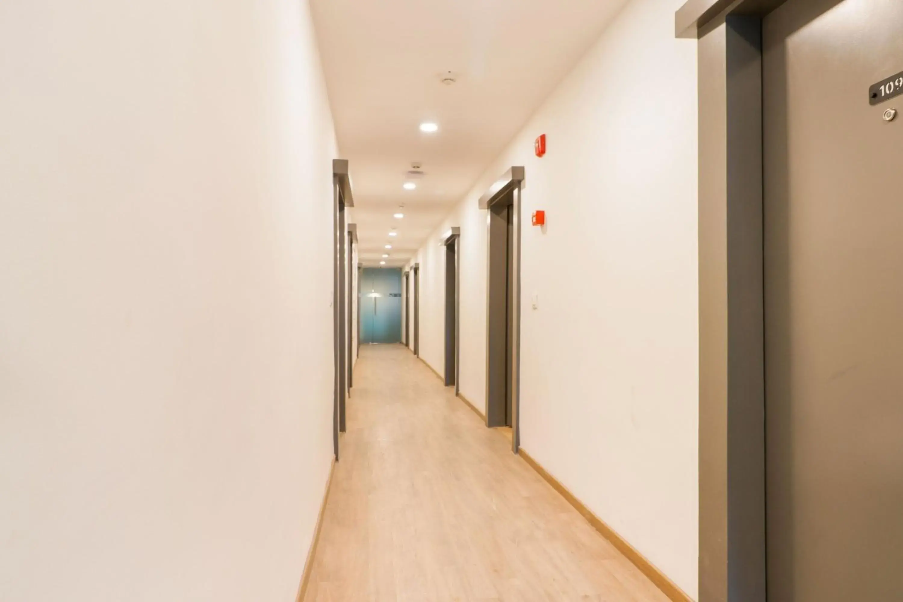 Lobby or reception in Townhouse South Tukoganj Lobby or reception in Townhouse South Tukoganj