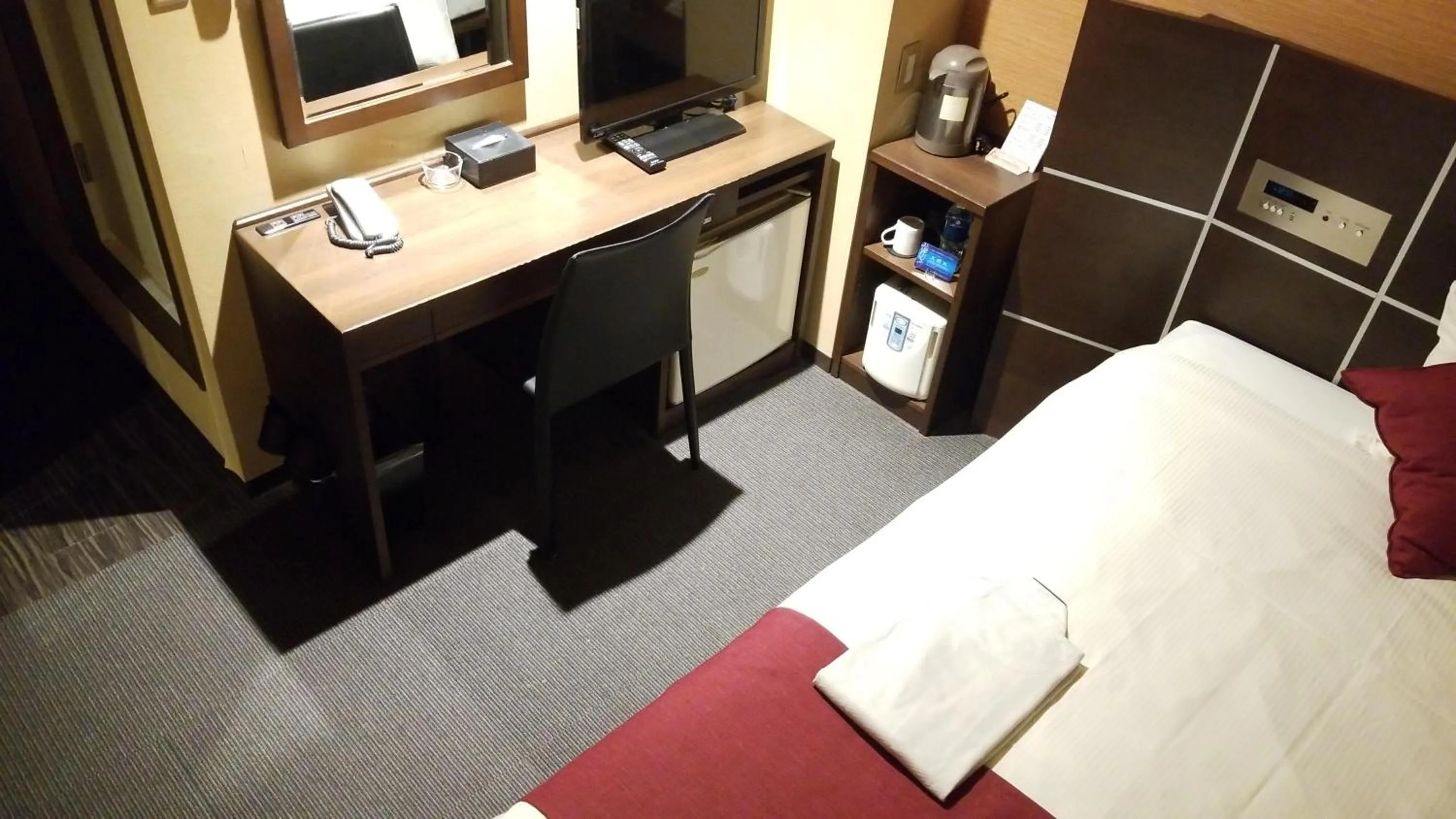 Bed in MyHotel Okazaki