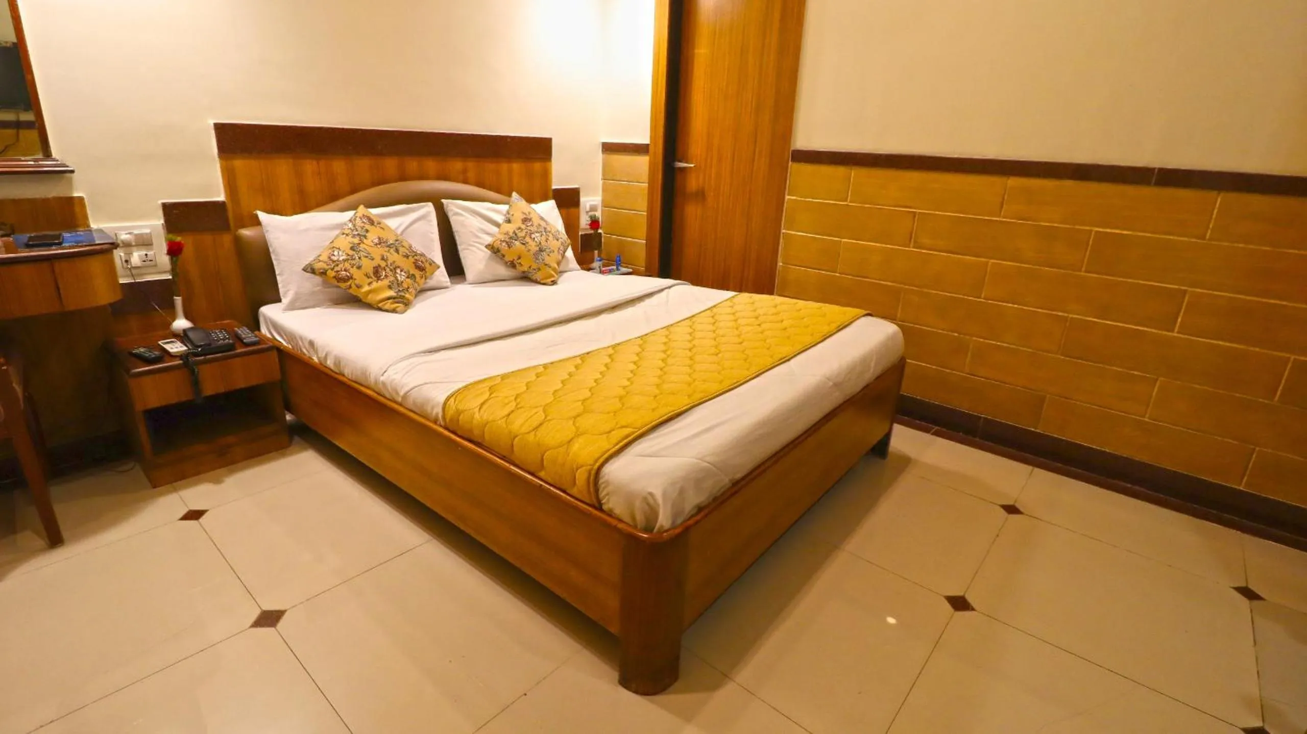 Bed in Hotel Parklane