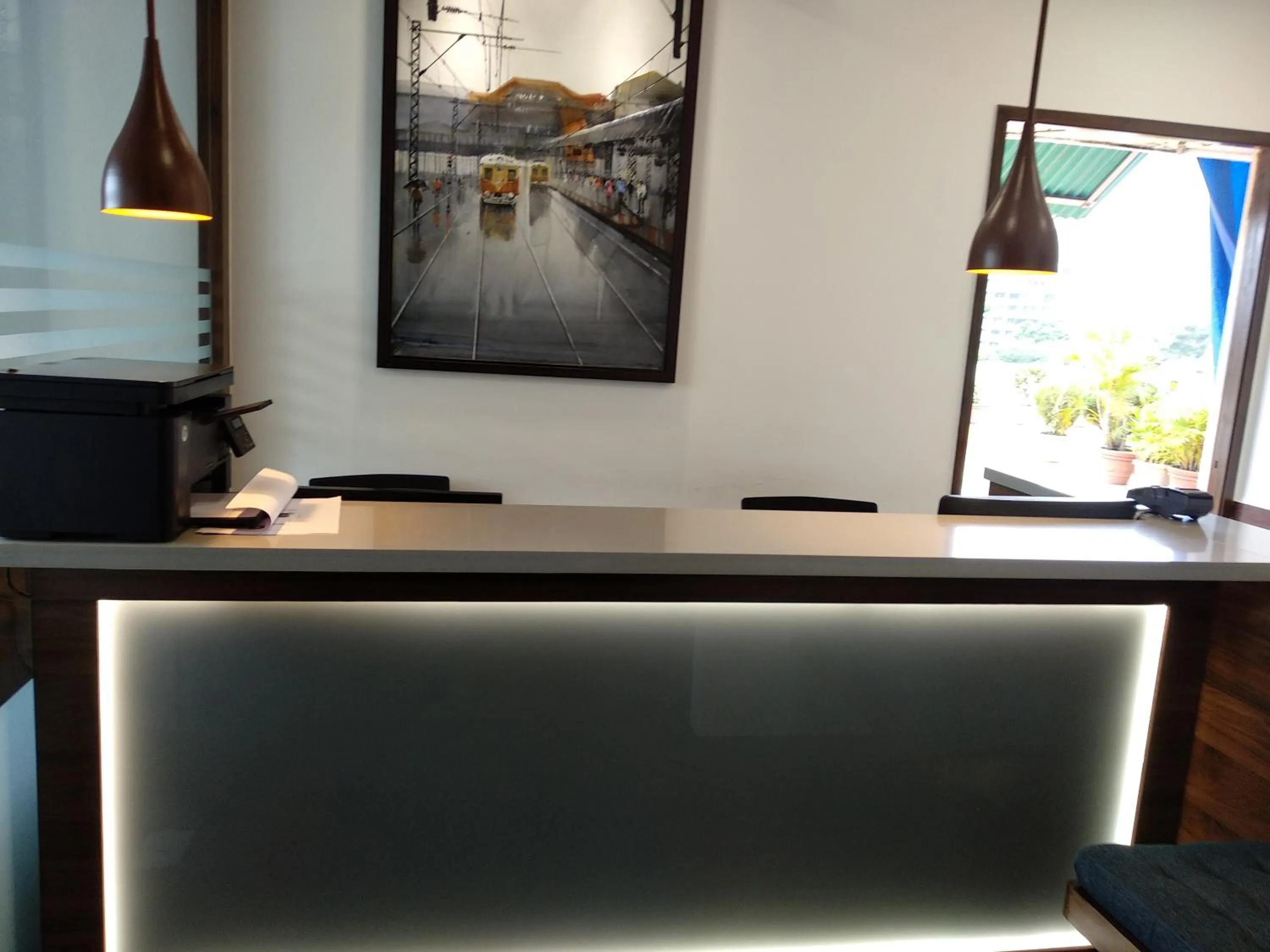 Facade/entrance in Hotel Parklane