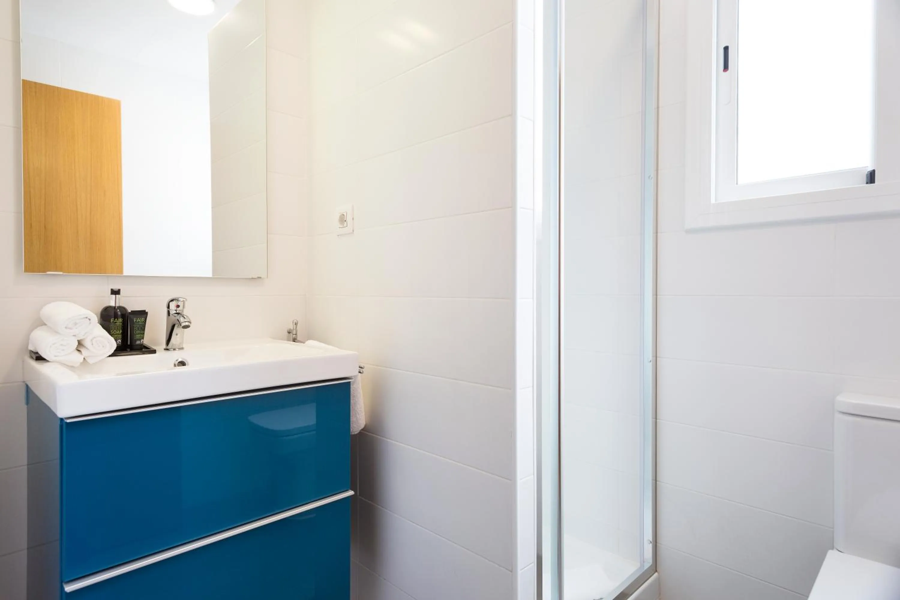 Bathroom in Bonavista Apartments - Pedrera