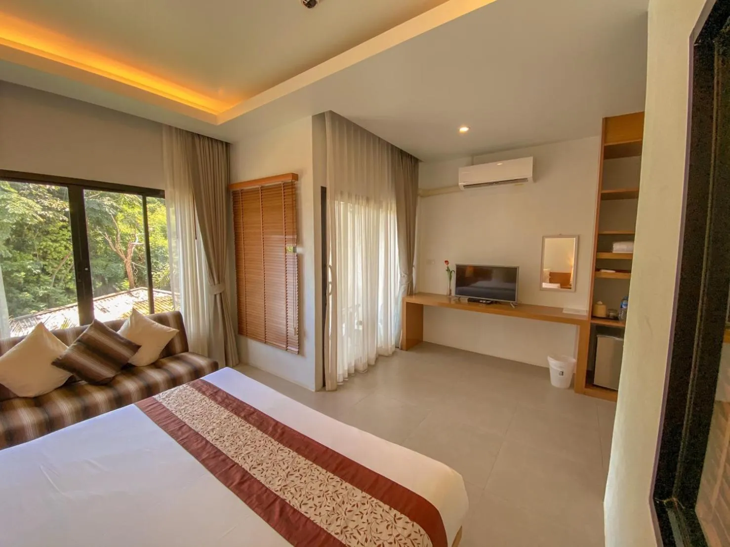 Bed in White Sand Halal House Krabi