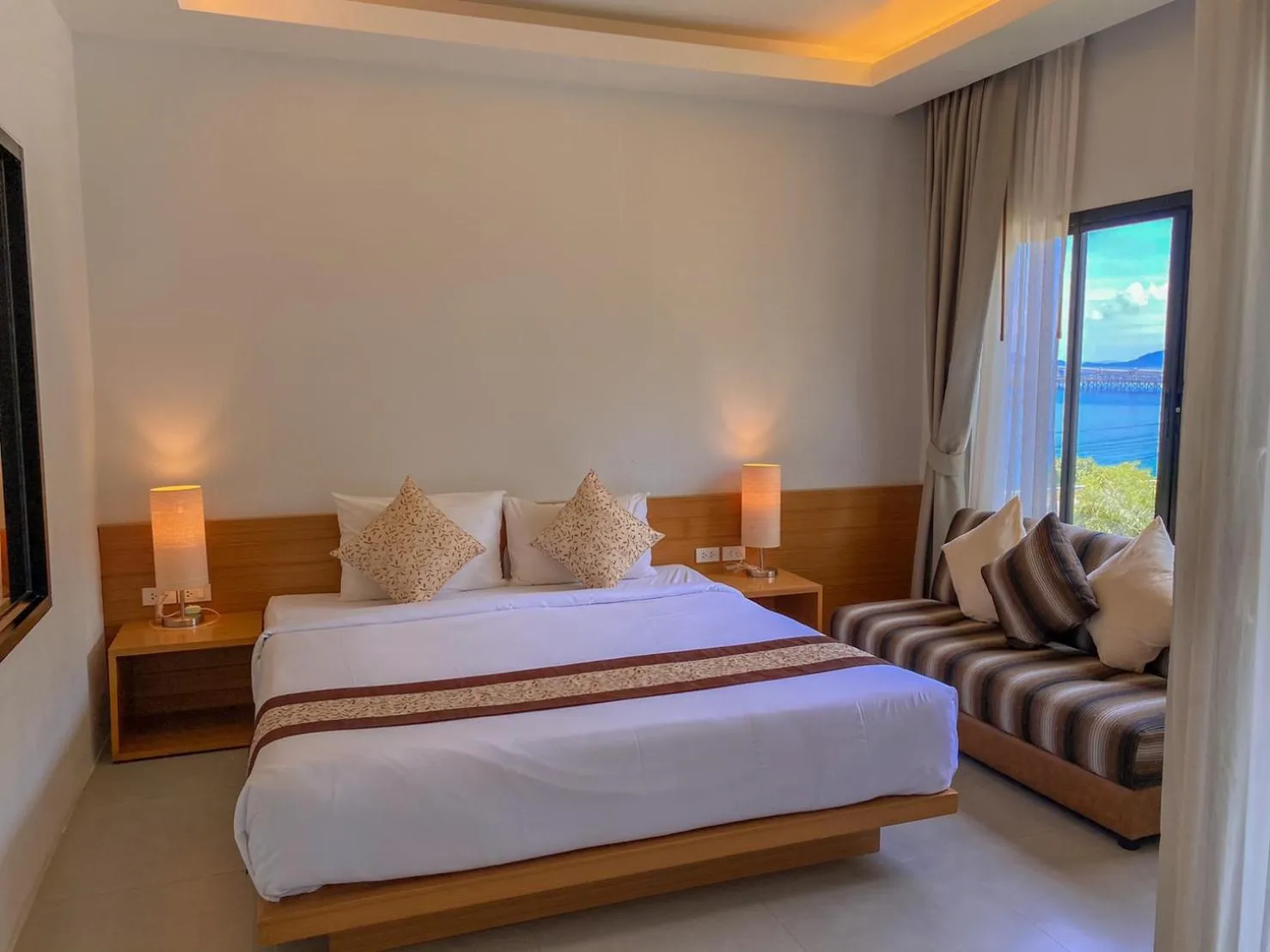Bed in White Sand Halal House Krabi