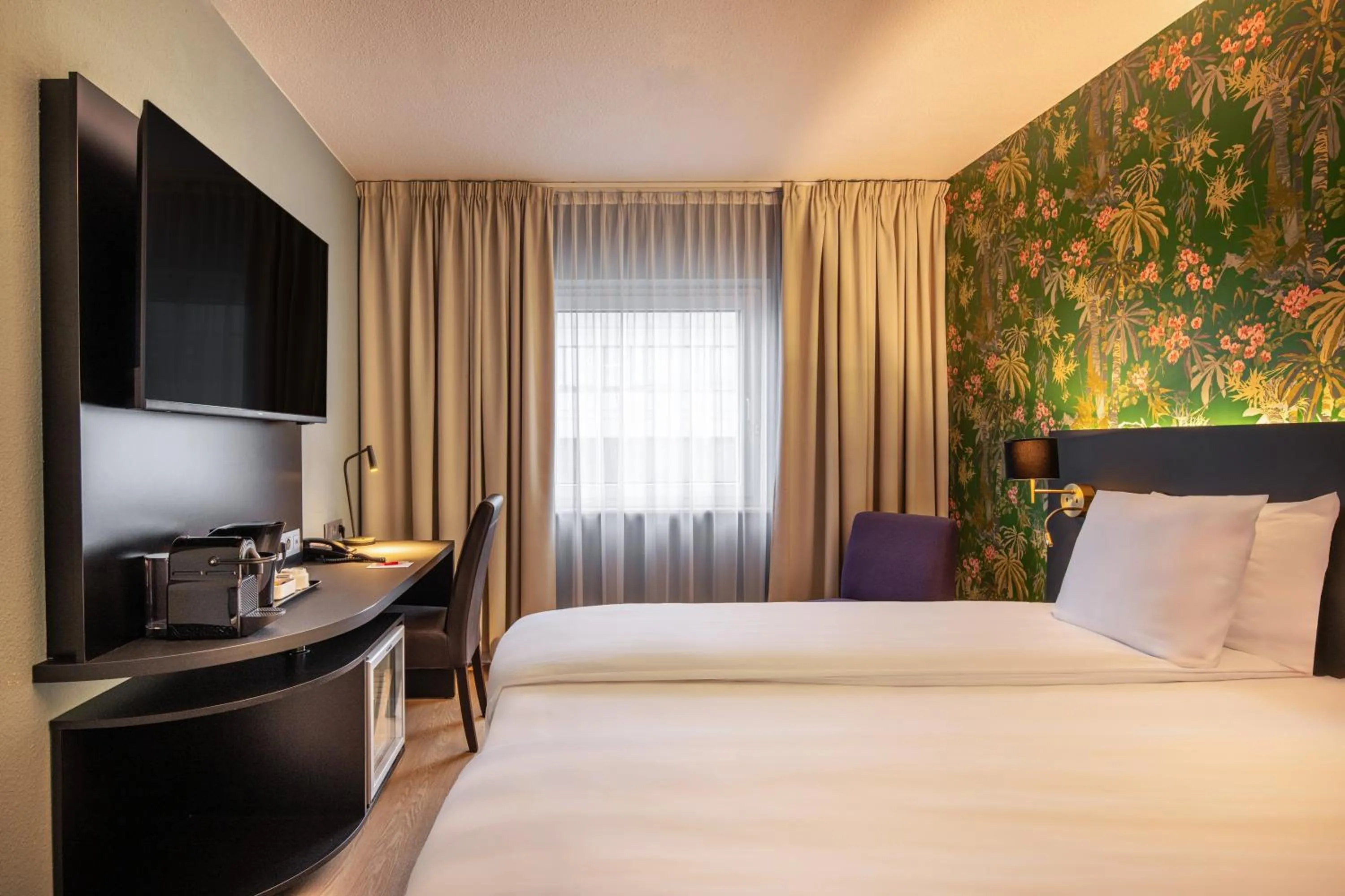 Bed in Thon Hotel Brussels Airport