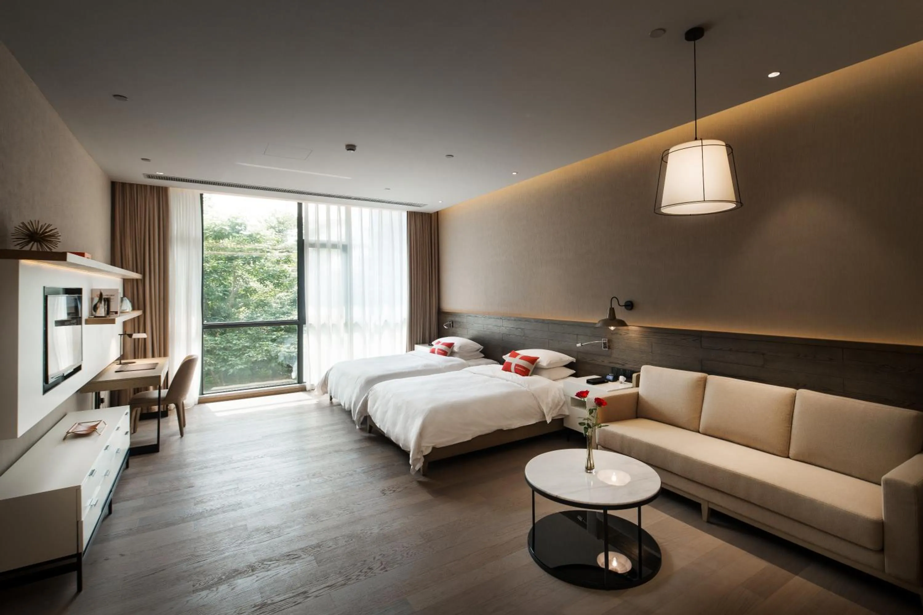 Photo of the whole room, Bed in Swisstouches Guangzhou Hotel Residences